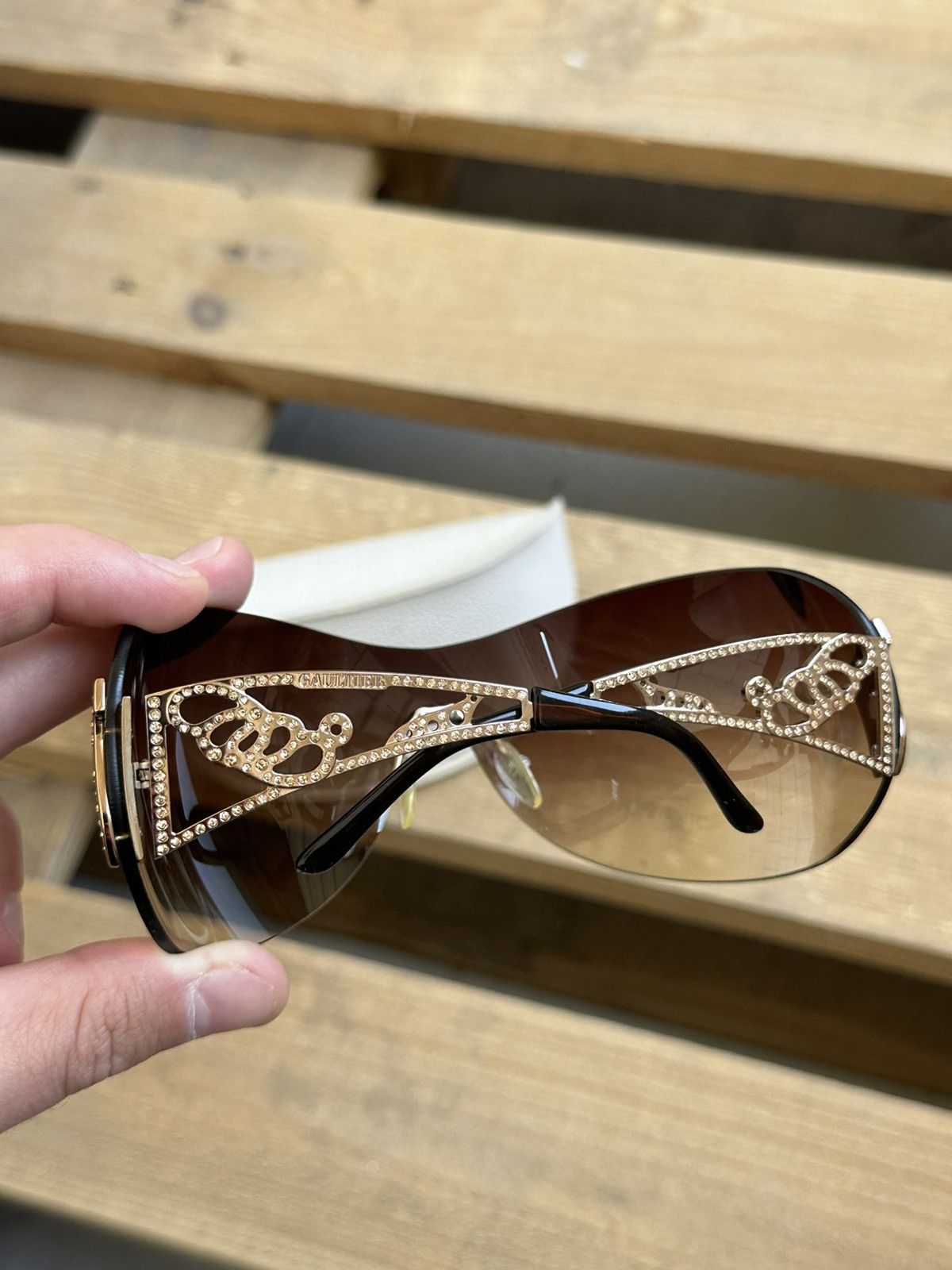 Vintage Jean Paul Gaultier Vintage Brilliant Sunglasses With Case Size ONE SIZE - 2 Thumbnail