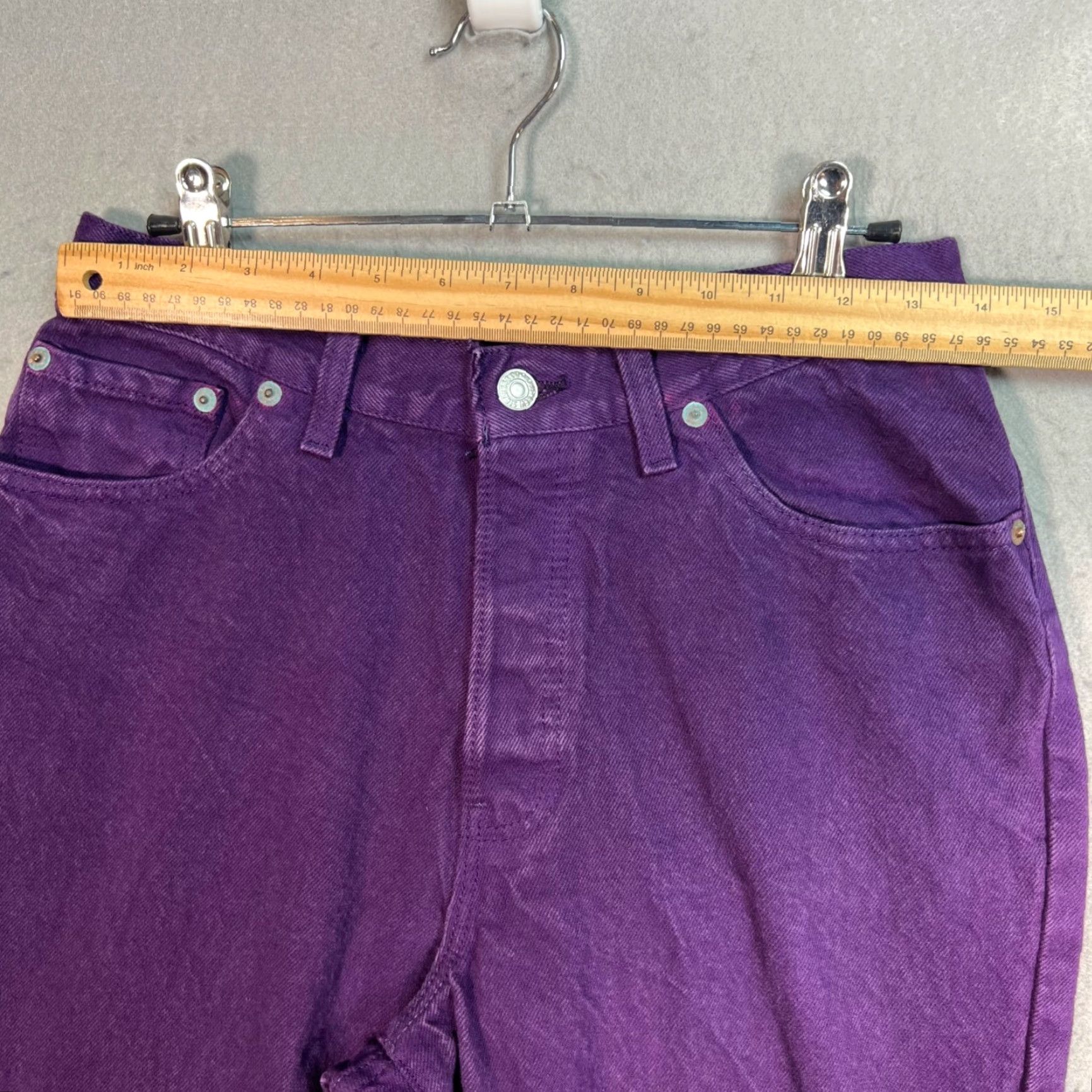 Levi's VINTAGE Levi's Women's High-Waisted Tapered Jeans Size 11 (26 in Waist) Purple Denim Size 32" / US 10 / IT 46 - 5 Thumbnail