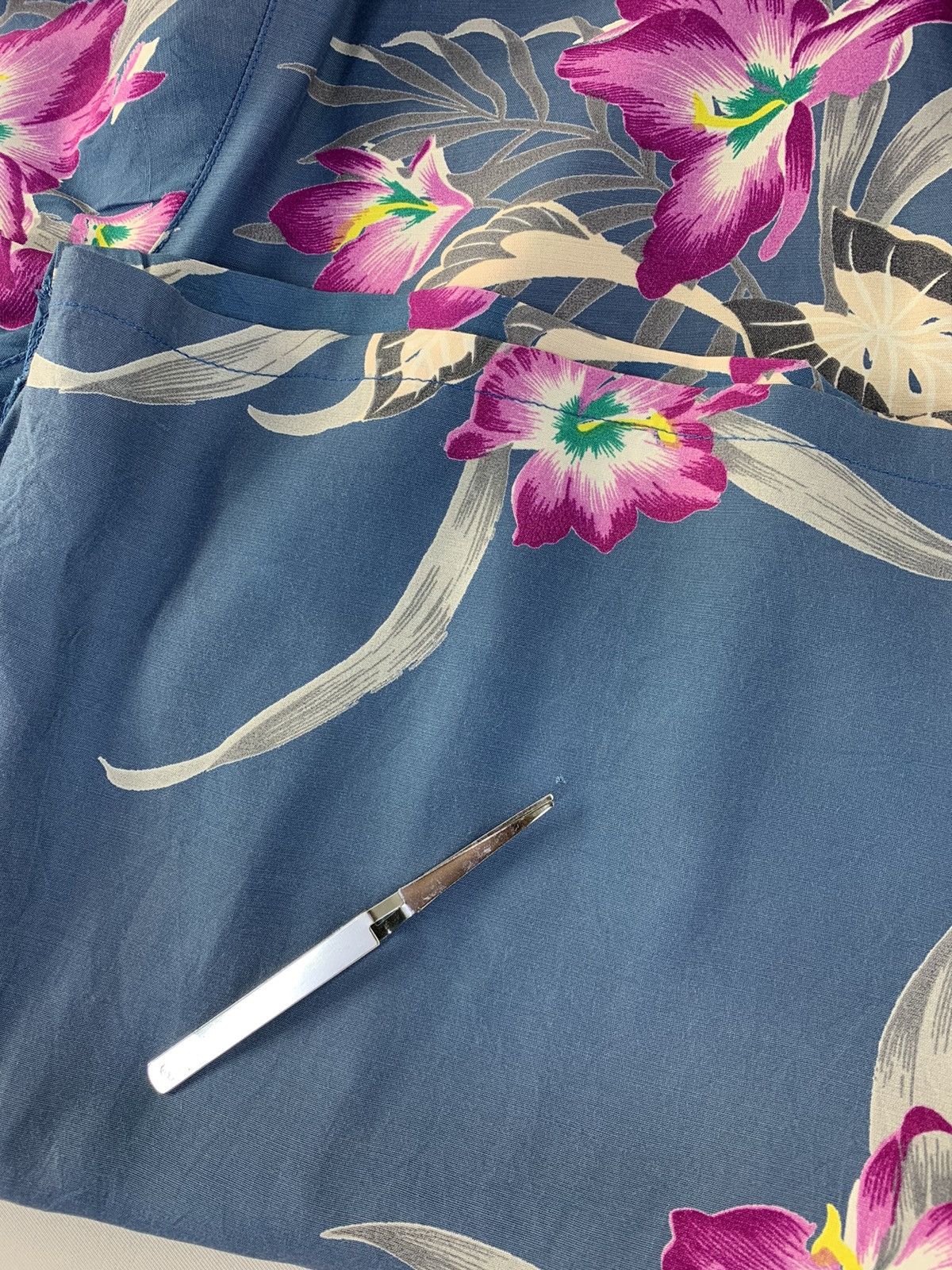 Vintage Islander 100% Rayon Floral Design Button Up Hawaiian Style Size US XL / EU 56 / 4 - 11 Thumbnail