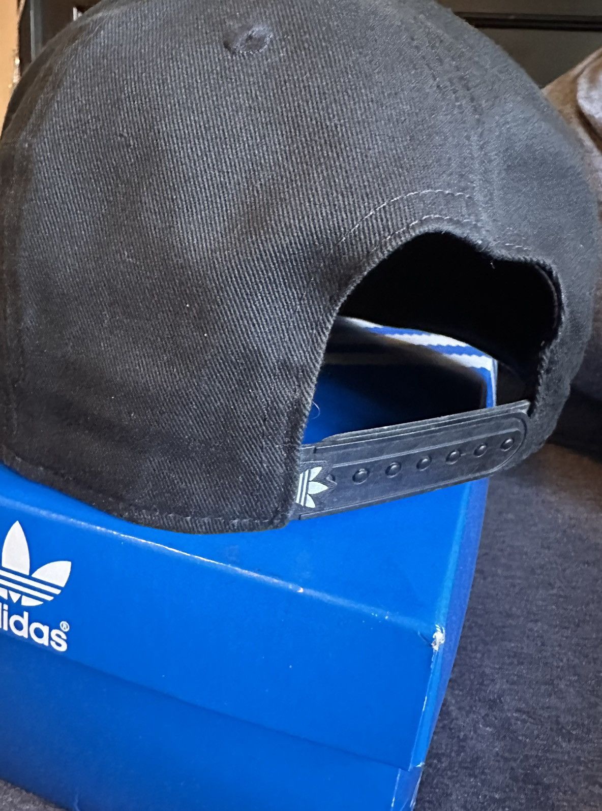Adidas Adidas Snapback Grey Suede/Black Twill Flat Brim Size ONE SIZE - 3 Thumbnail