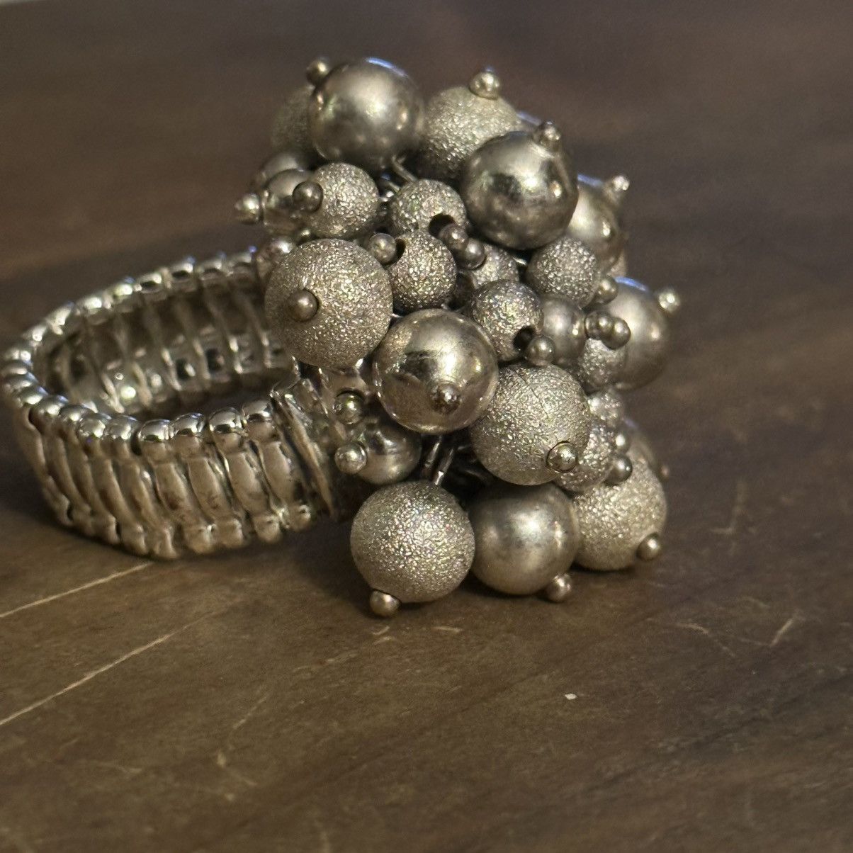 Other Silver tone cluster bead stretch ring Size ONE SIZE - 5 Thumbnail