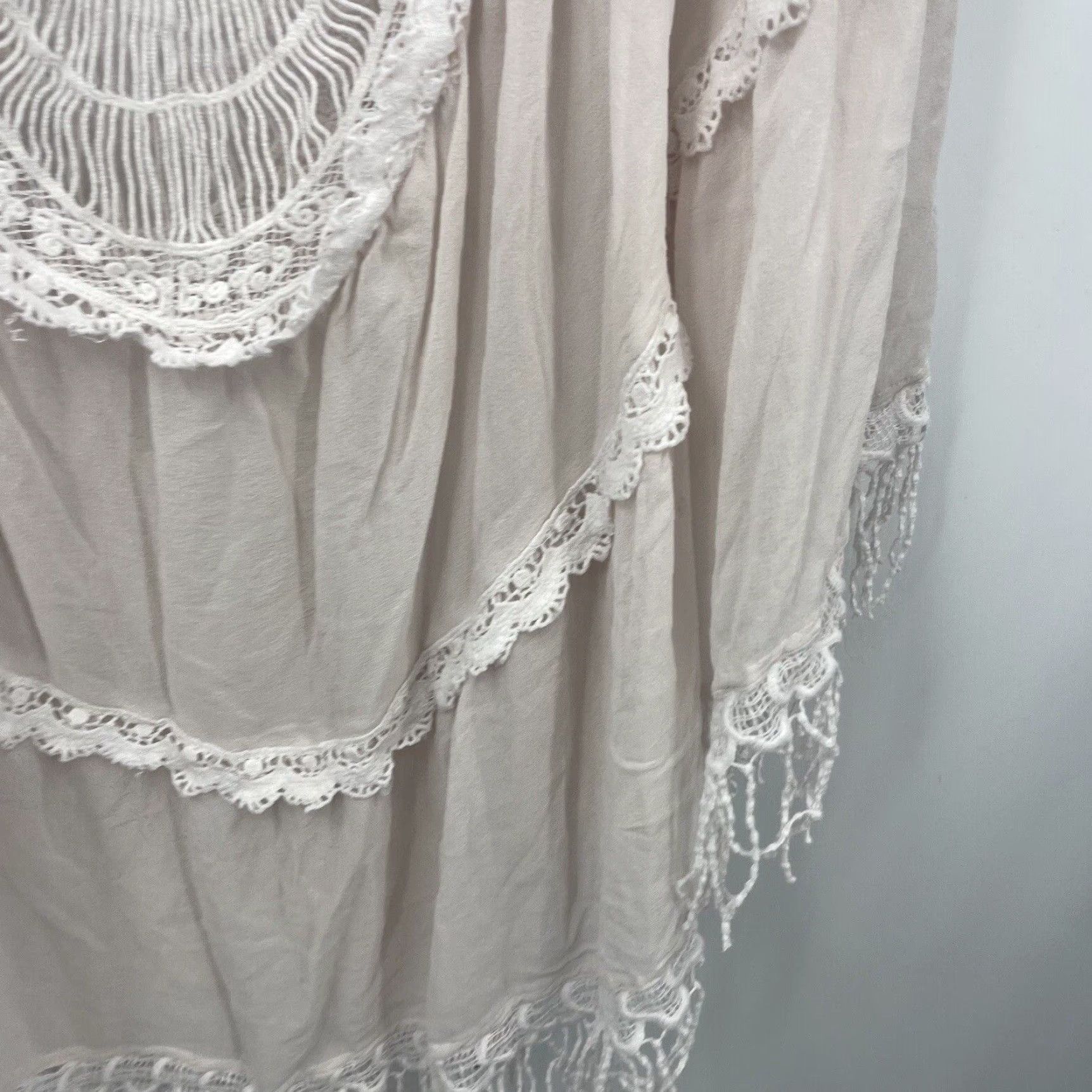 Vintage AGUA BENDITA Silk Poncho Cover Up Women One Size Pink Fringe Beach 3/4 Sleeve Adult One Size Pink Womens Summer Poncho Size ONE SIZE - 6 Thumbnail