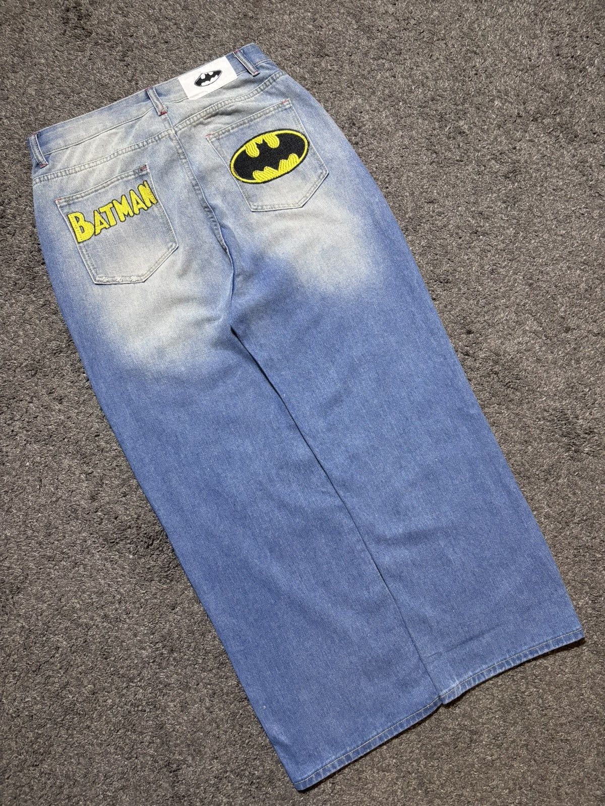Jean × Vintage Vintage wide leg rare batman embroidered blue baggy jeans Size US 34 / EU 50 - 5 Thumbnail