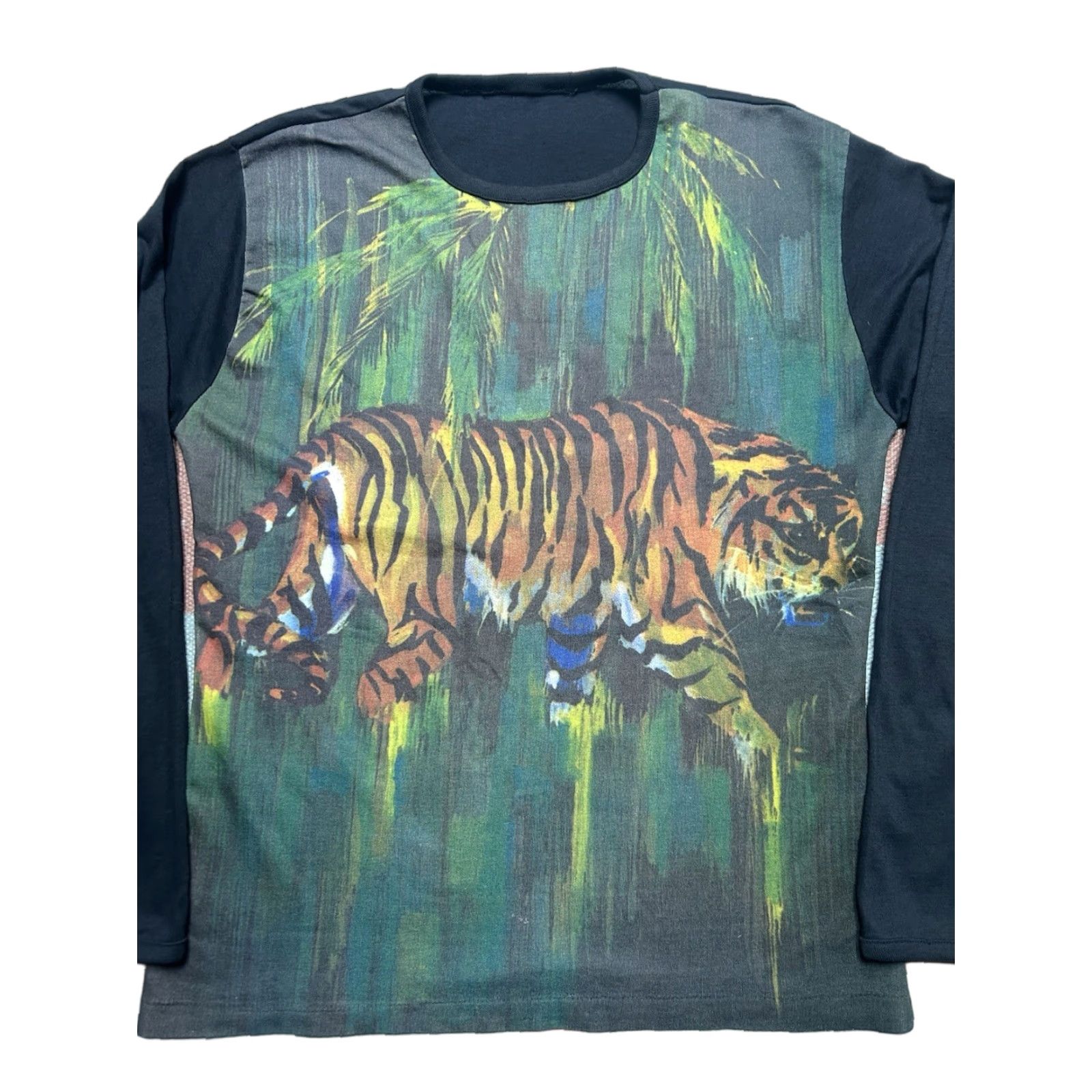 Vintage VINTAGE Tiger Print Long Sleeve T Shirt Nature Animal M/L Black Mens T-Shirt M & M 70s Size US L / EU 52-54 / 3 - 1 Thumbnail
