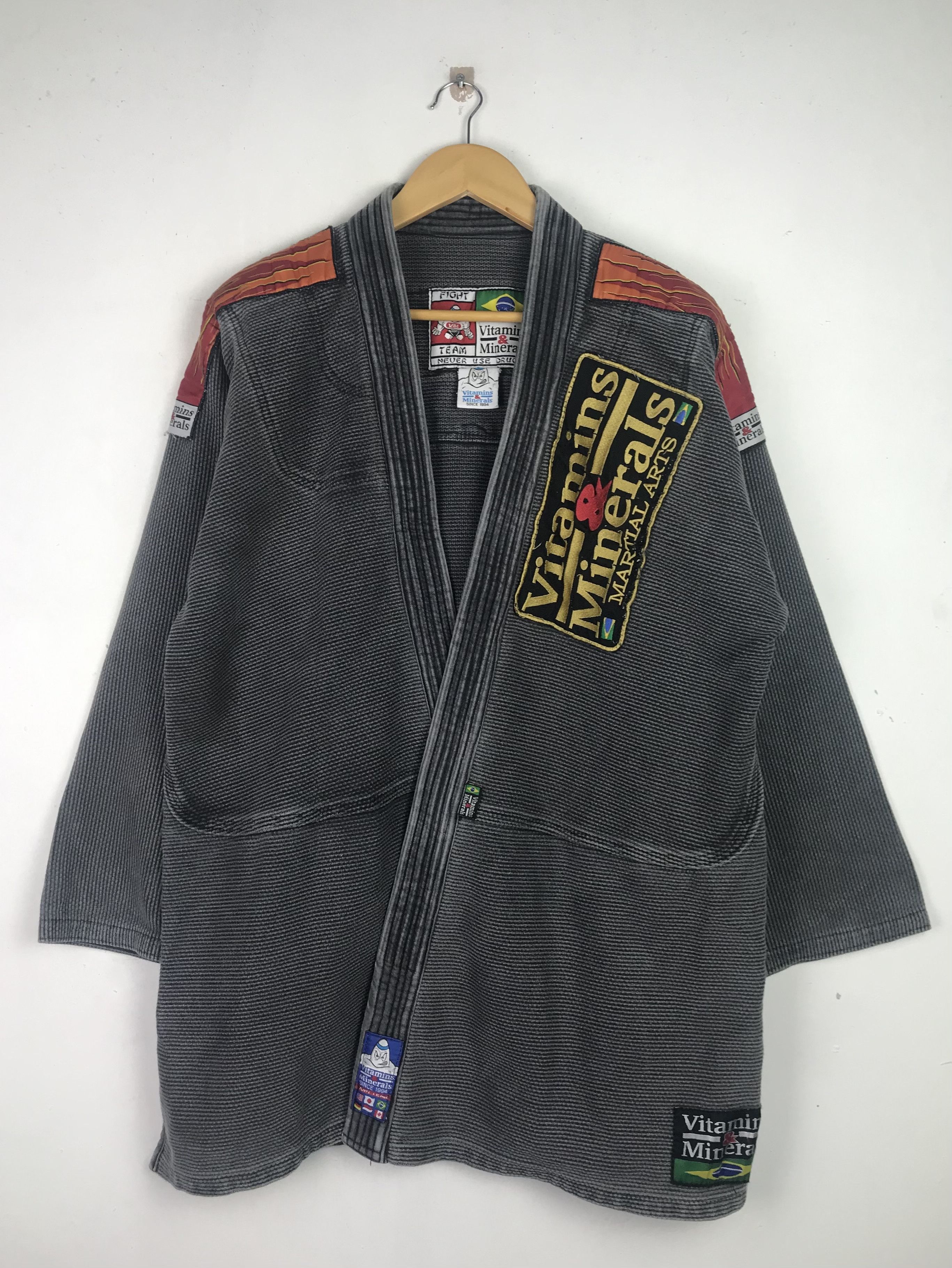 Japanese Brand Vitamins&Minerals Rare Design Kimono Size US XXL / EU 58 / 5 - 1 Thumbnail