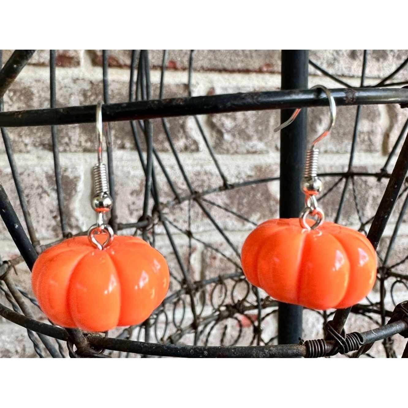Handmade Pumpkin Earrings Thanksgiving Fall Festive Harvest New Handm Size ONE SIZE - 2 Thumbnail