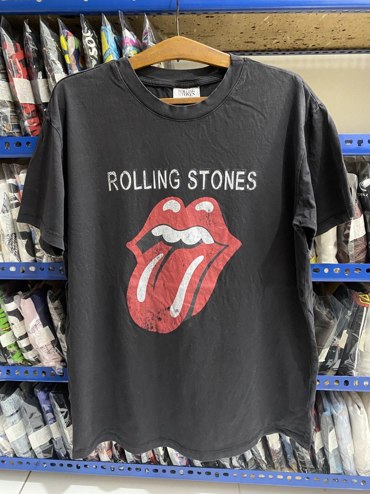 Band Tees ROLLING STONES TSHIRT Size US L / EU 52-54 / 3 - 1 Thumbnail
