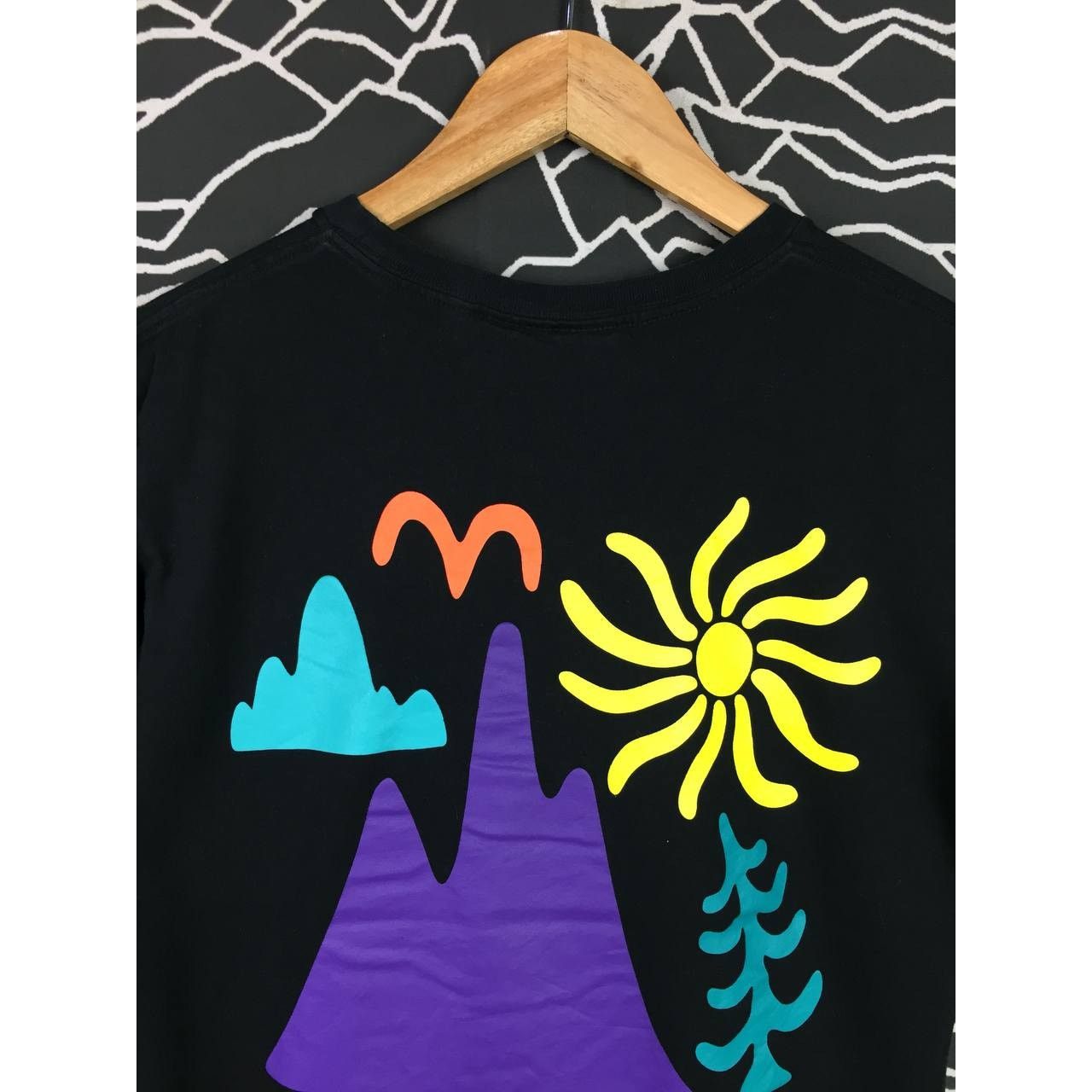Vintage No Boundaries Oversized Fit Outsider Graphic Tee Size US XS / EU 42 / 0 - 3 Thumbnail