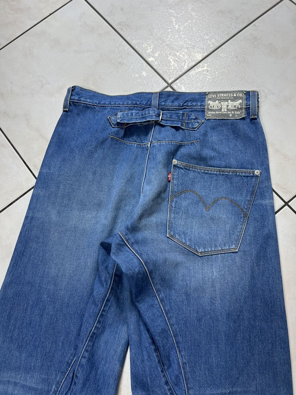 Levi's Vintage Levi’s engineered jeans y2k buckle back washed pants Size US 31 - 11 Thumbnail