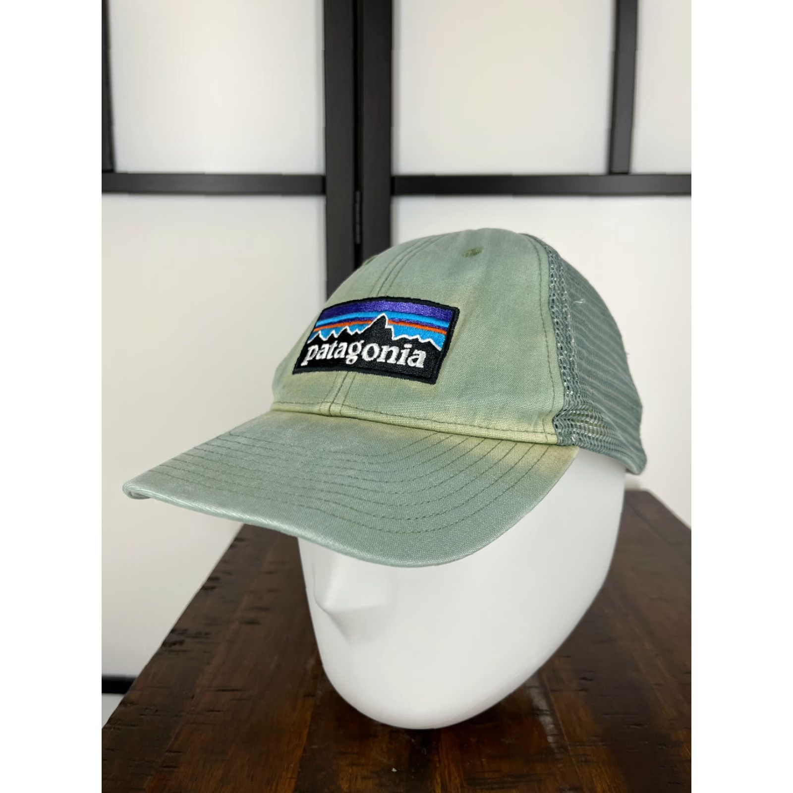 Patagonia Patagonia Hat Cap Snap Back Adult One Size Green Fitz Roy Embroidered Trucker Hat/Cap Size ONE SIZE - 4 Thumbnail