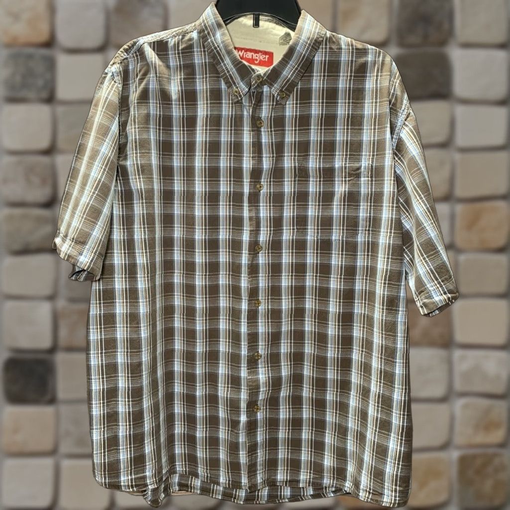 Wrangler Wrangler Short Sleeve Shirt Mens XL Brown White Blue Plaid Button Up Western Size US XL / EU 56 / 4 - 1 Thumbnail