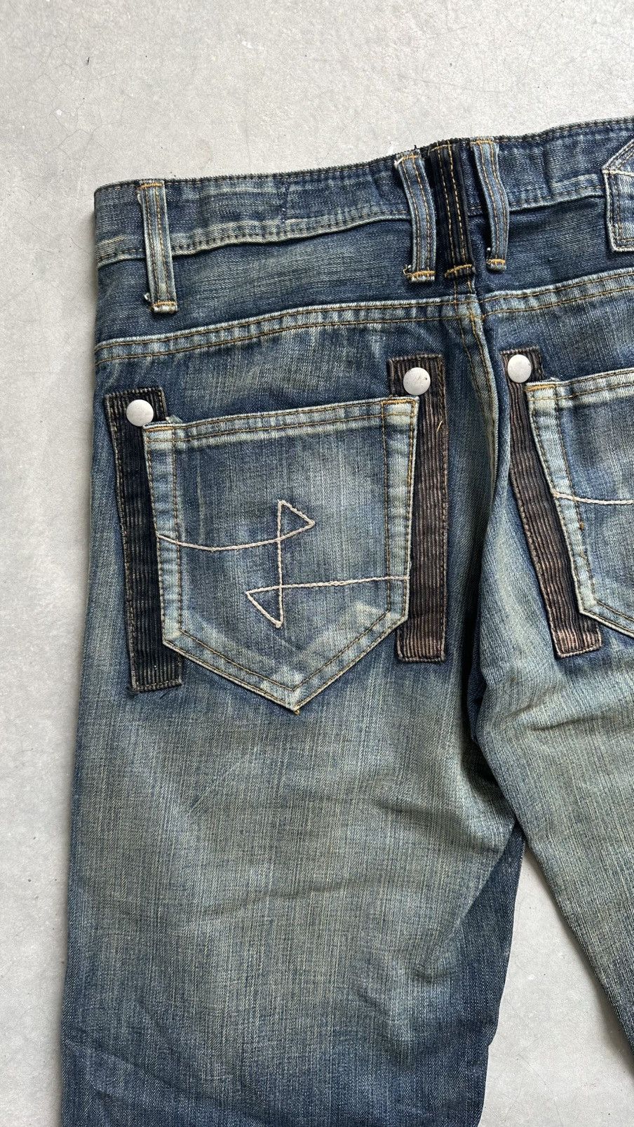 Japanese Brand JAPANESE 🇯🇵 JEANS DE ART MUTIPOCKET TACTICAL BONDAGES JEANS Size US 36 / EU 52 - 11 Thumbnail