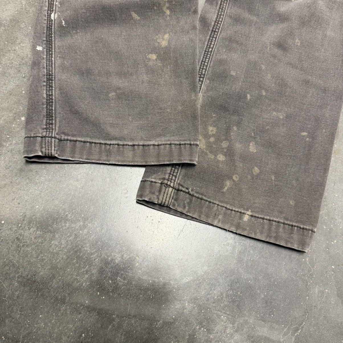 Carhartt × Vintage VTG Fucked Up Carhartt Paint Splatter Distressed Work Pants Size US 30 / EU 46 - 18 Thumbnail
