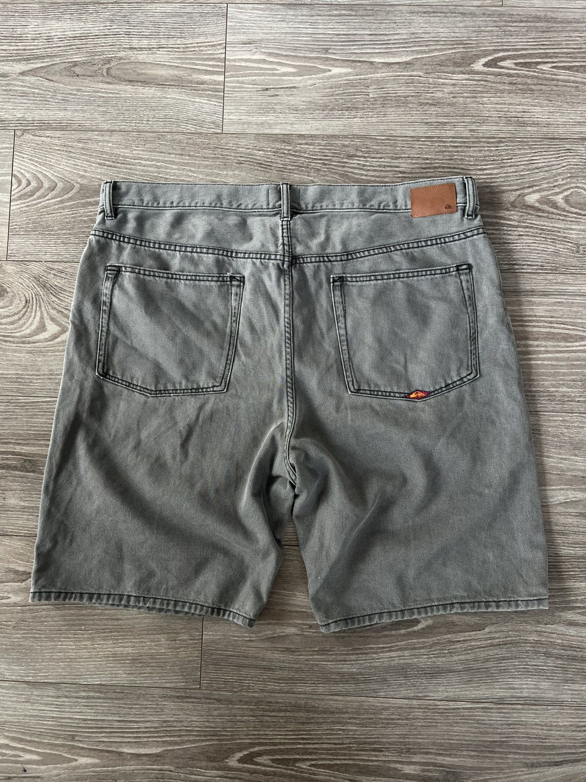Quiksilver Archival Sk8 Quicksilver Opium Gray Baggy Jeans Shorts Size US 40 / EU 56 - 23 Thumbnail