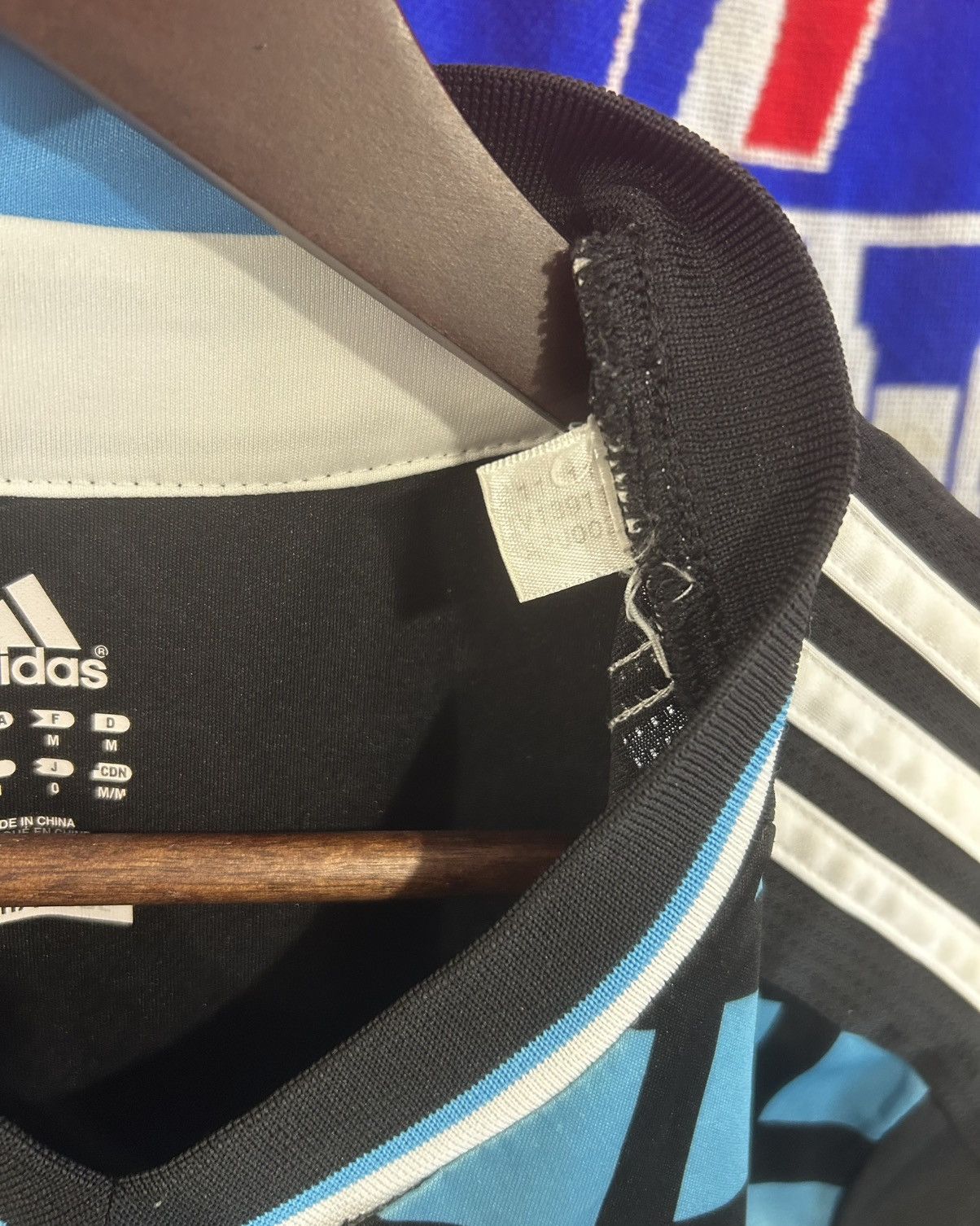 Adidas Chelsea 2011-2012 shirt Didier Drogba Size US M / EU 48-50 / 2 - 8 Thumbnail