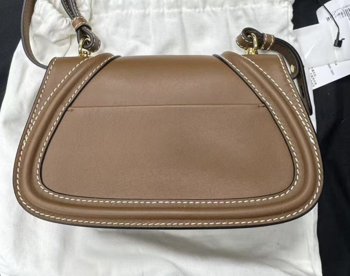 Gucci Gucci Blondie Brown Leather Saddle Bag. Size ONE SIZE - 2 Thumbnail