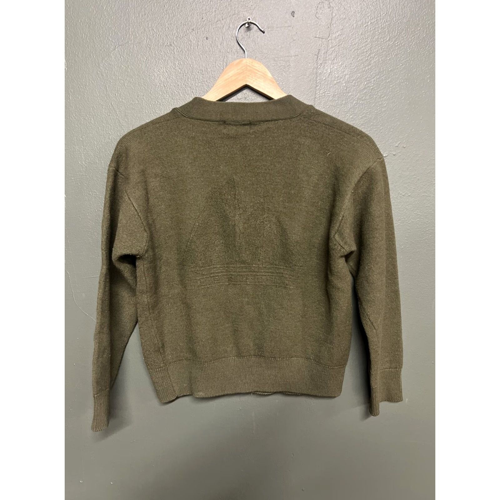 Vintage VINTAGE Nino Cerruti Cardigan Sweatshirt Wool Viscoe Green Mens 46 Paris Sweater Unisex Adults STP 46 Size Regular Solid Paris Mens Size US XXL / EU 58 / 5 - 3 Thumbnail