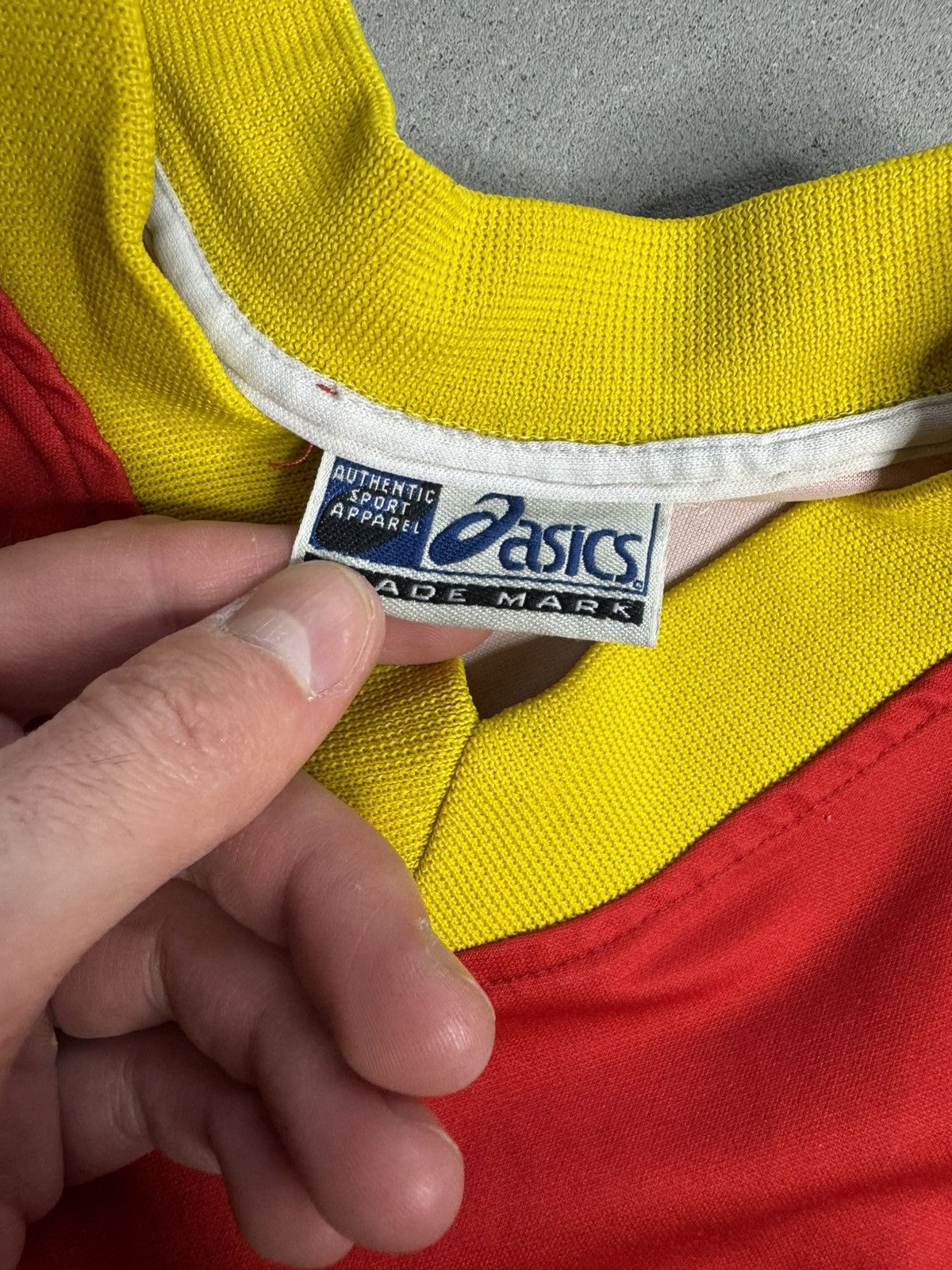 Asics × Vintage ASICS LECCE SERIE A ITALY HOME JERSEY VTG Size US M / EU 48-50 / 2 - 4 Thumbnail