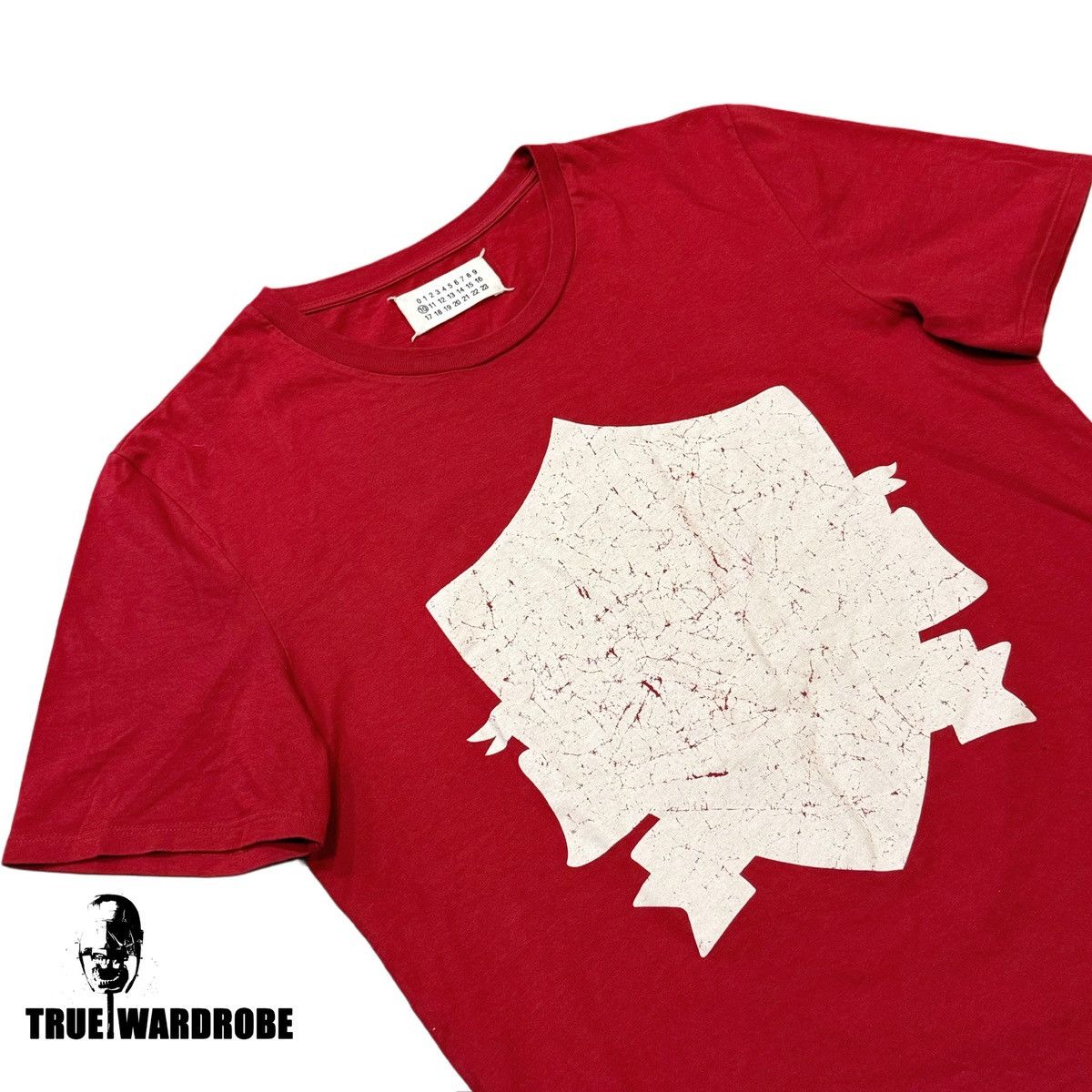Maison Margiela FW11 Maison Margiela Shield Emblem Red Blood T Shirt Size US M / EU 48-50 / 2 - 2 Thumbnail