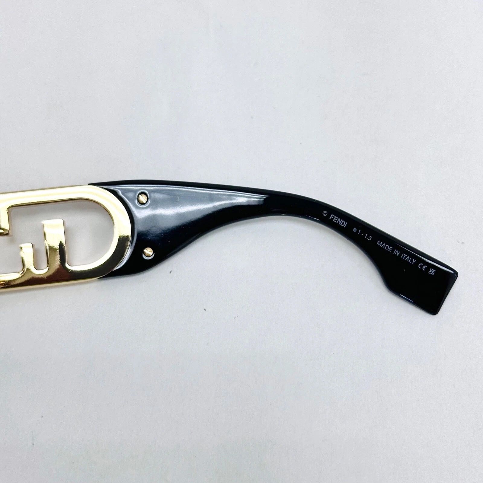 Fendi FENDI O'LOCK 40048 Black Fashion FF Sunglasses FE40048U Size ONE SIZE - 8 Thumbnail