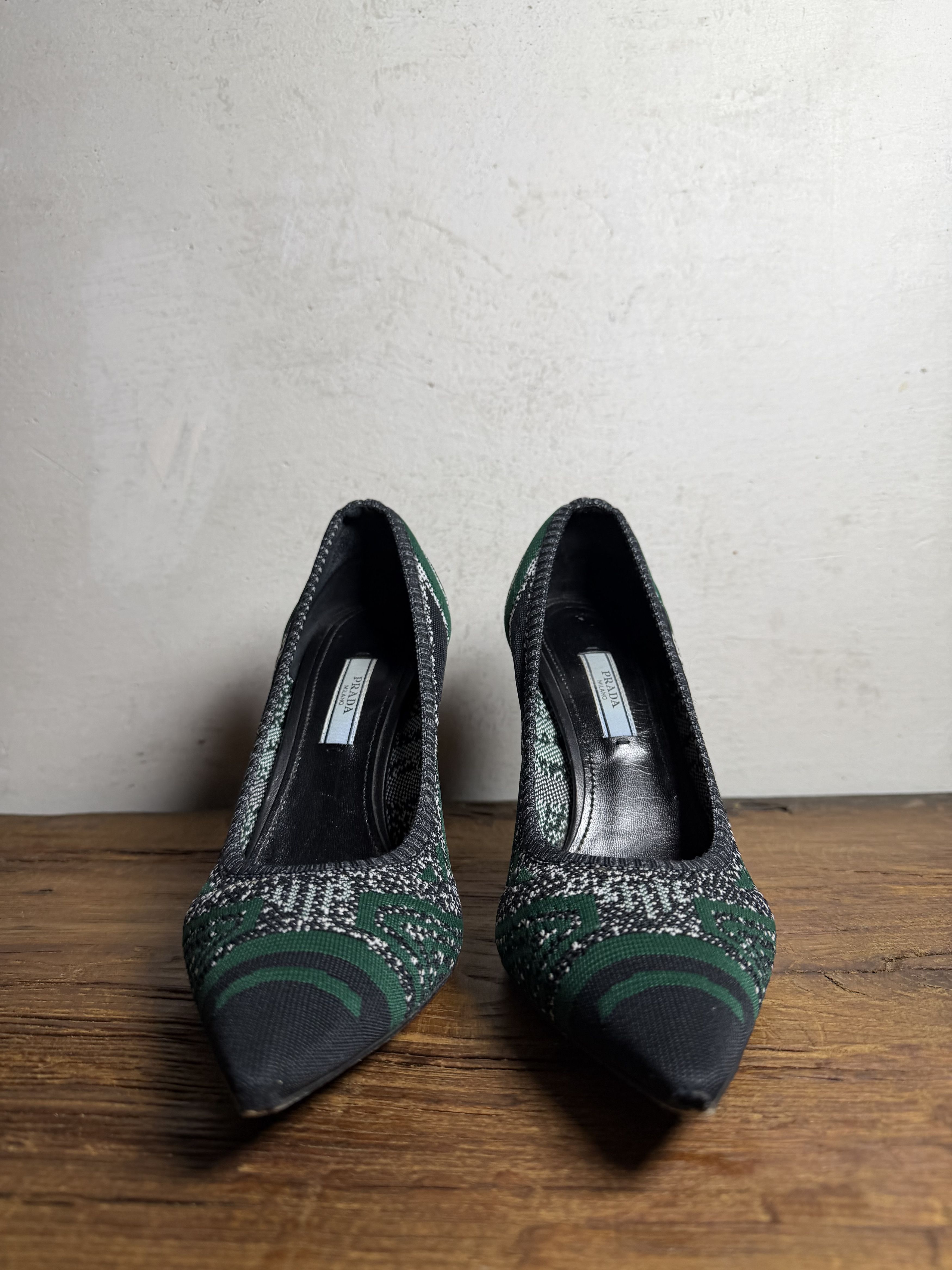 Prada Prada Green/Black Printed Knit Fabric Pointed Toe Pumps Size US 10 / IT 40 - 14 Thumbnail