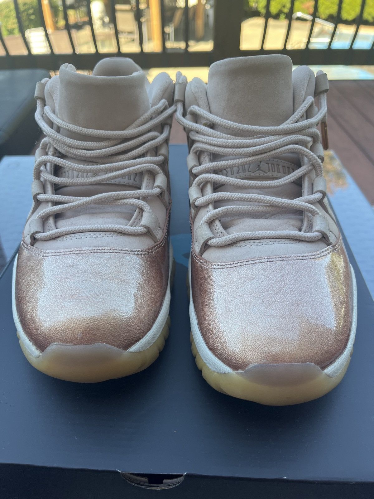 Jordan Brand Rose gold 11s Size US 10.5 / EU 43-44 - 2 Thumbnail