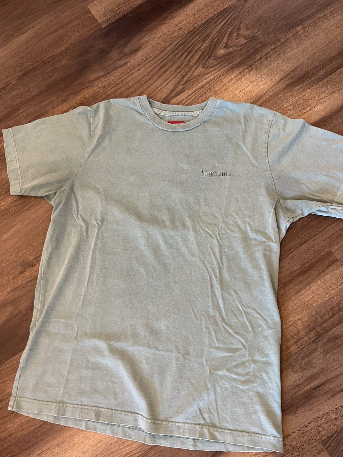 Supreme Supreme light green t shirt Size US L / EU 52-54 / 3 - 1 Thumbnail