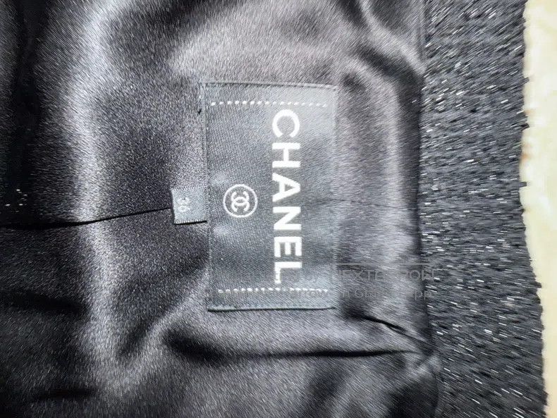 Other Chanel 19K snow series black and white tweed jacket Size XS / US 0-2 / IT 36-38 - 3 Thumbnail