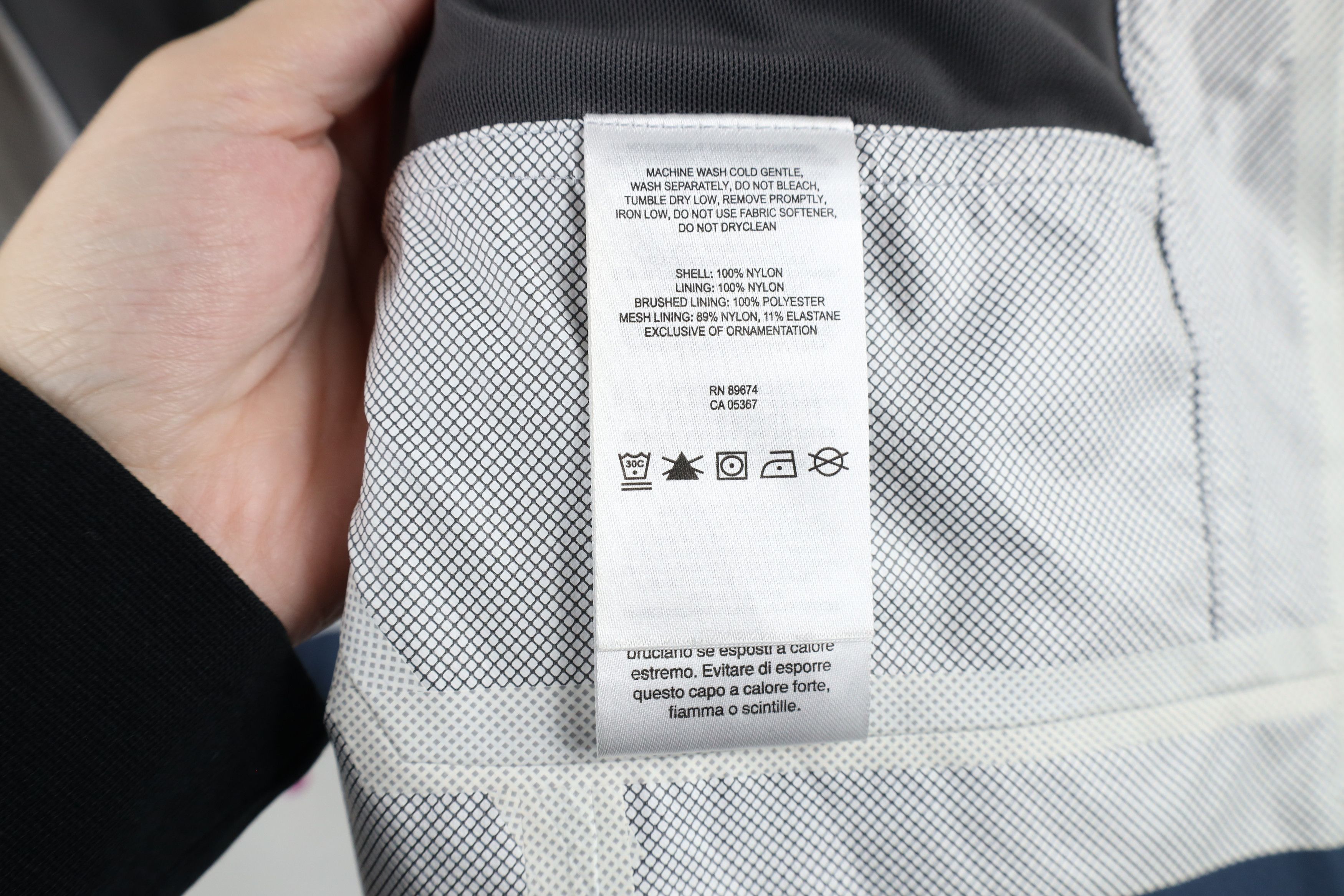 Mountain Hardwear × Vintage Mountain Hardwear Quasar Lite Waterproof Hooded Rain Jacket Size L / US 10 / IT 46 - 11 Thumbnail