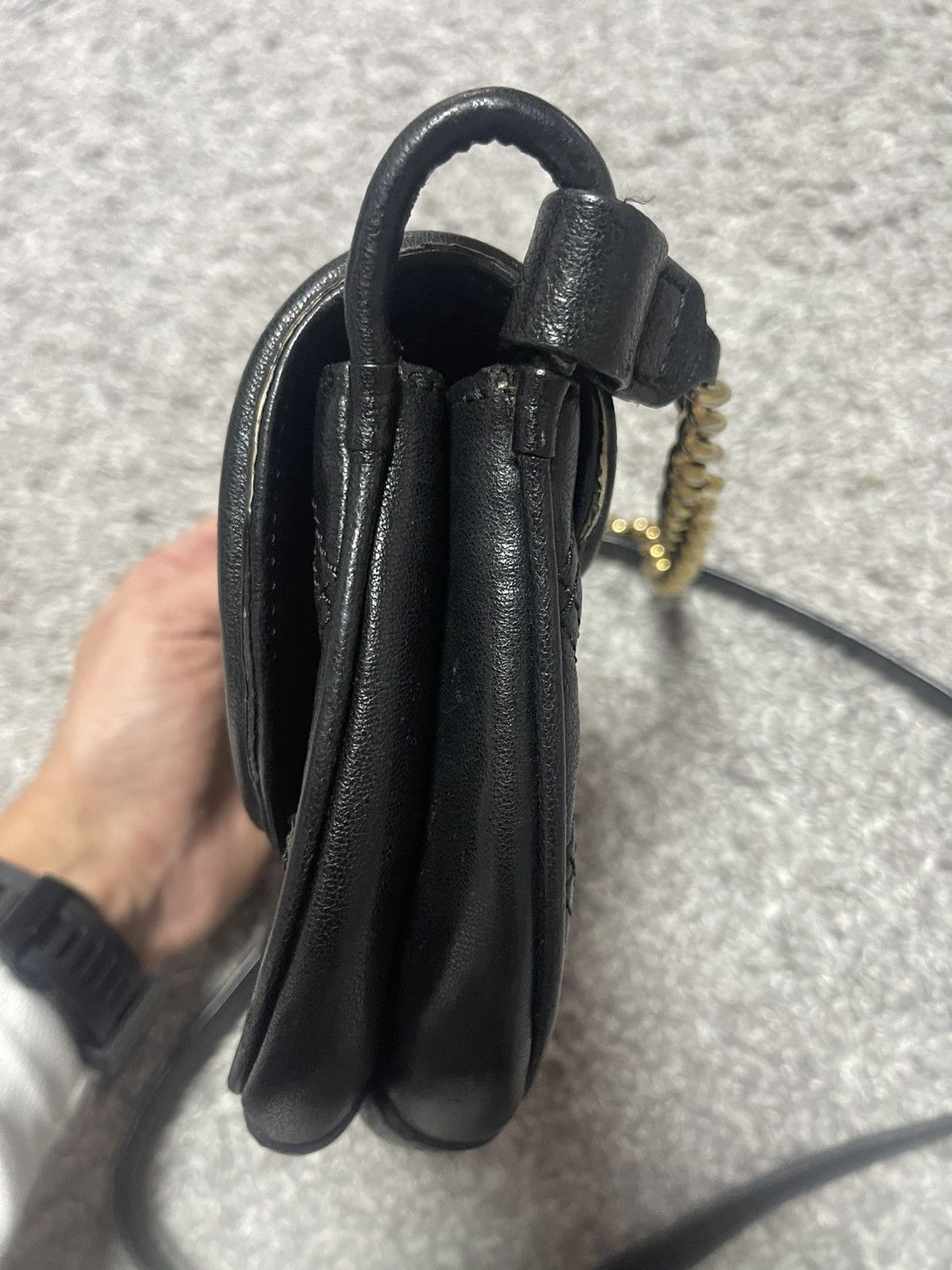 Marc Jacobs Marc Jacobs vintage black leather quitled gold small bag Size ONE SIZE - 7 Thumbnail
