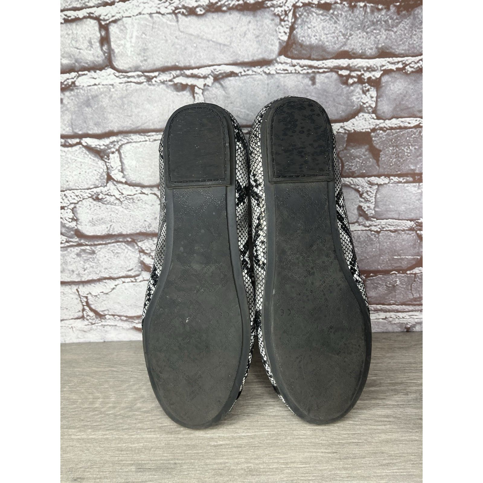 Etonic Vionic Carroll Snake Black White Ballet Slip On Flats Women Size US 11 / IT 41 - 18 Thumbnail