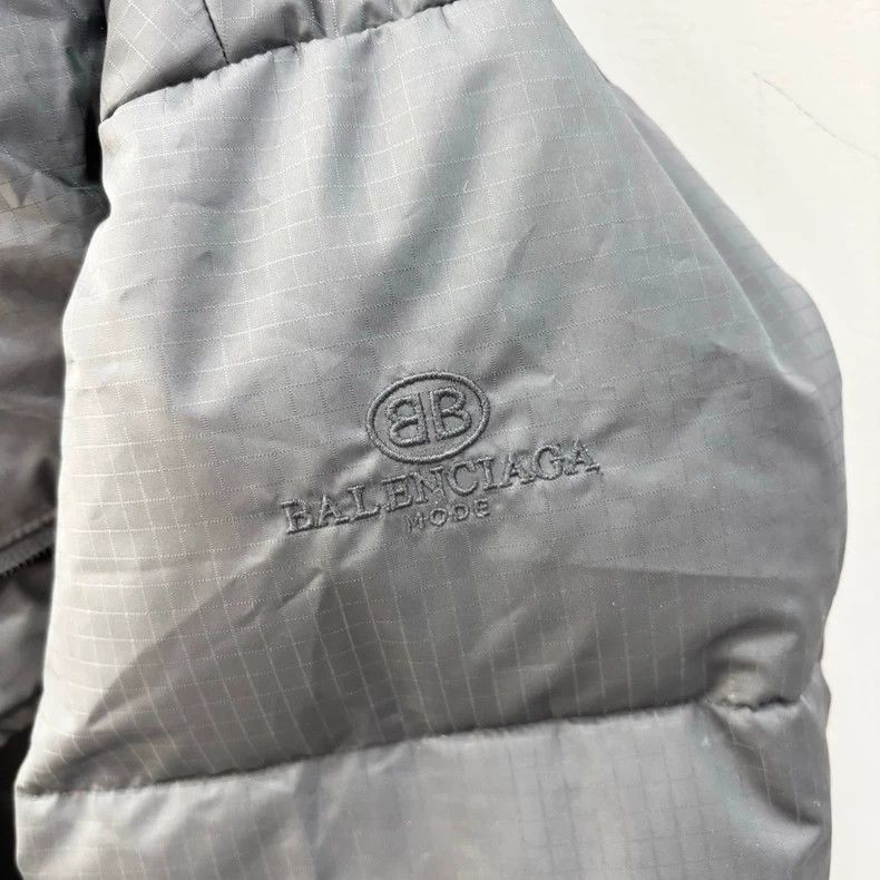 Balenciaga Balenciaga Oversized Logo Down Jacket-2507 Size US XL / EU 56 / 4 - 3 Thumbnail
