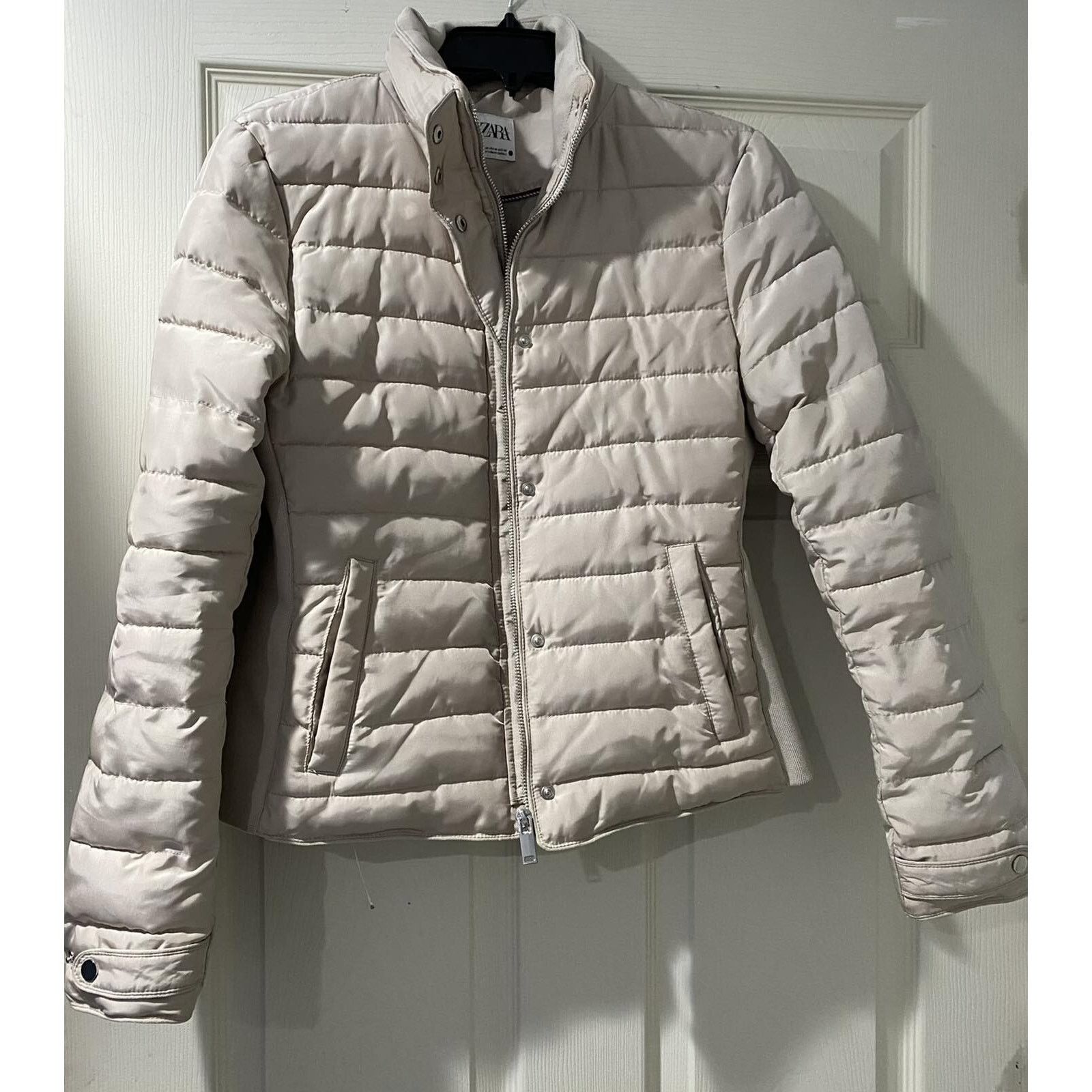 Zara ZARA LIGHTWEIGHT PUFFER JACKET SIZE M A001144 Size M / US 6-8 / IT 42-44 - 8 Thumbnail