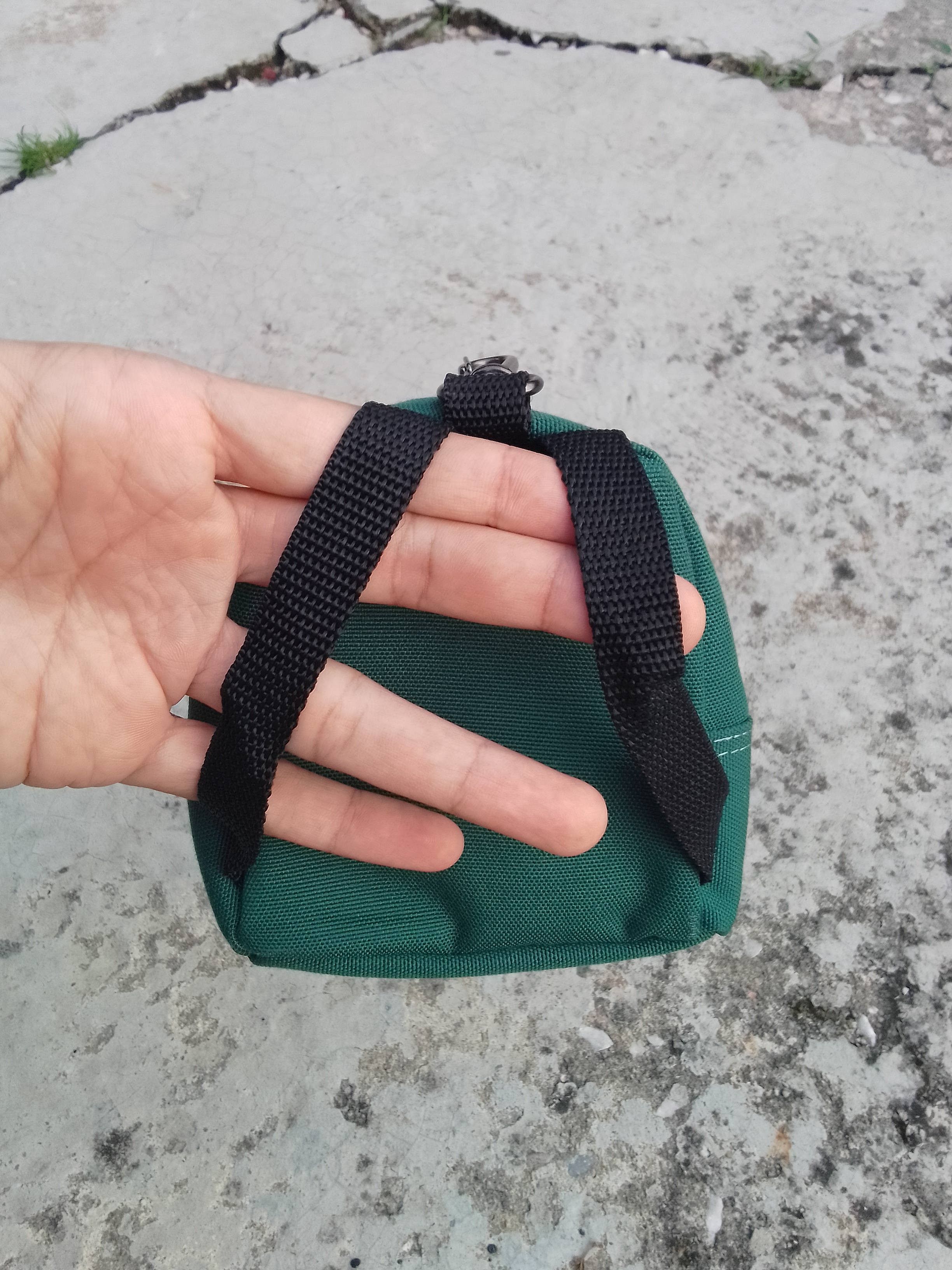 Vintage Vintage rare bitch skateboard mini backpack green Size ONE SIZE - 3 Thumbnail