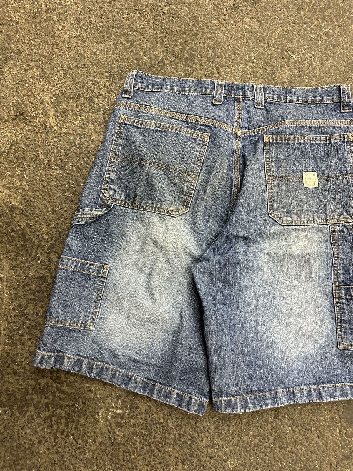 Faded Glory × Vintage Y2K baggy cargo jorts Size US 35 - 2 Thumbnail