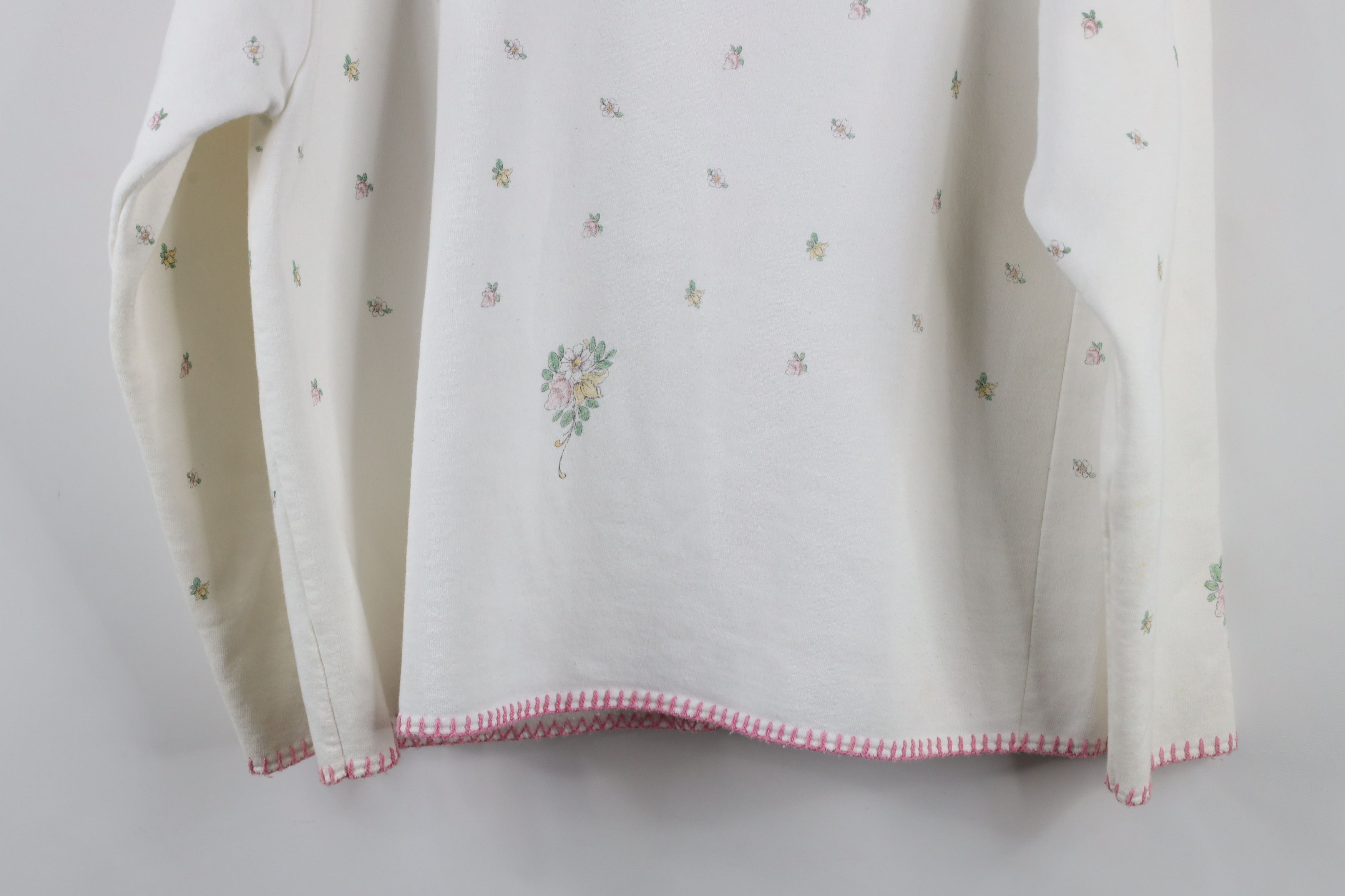 Vintage Vintage 90s Streetwear Over Print Cardigan Sweatshirt USA Size L / US 10 / IT 46 - 14 Thumbnail