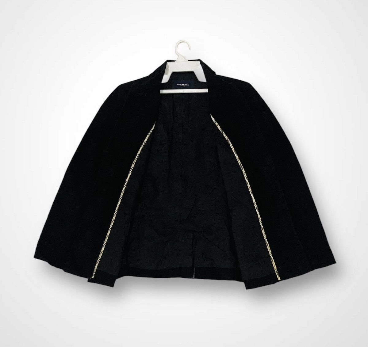 Burberry Burberry Velvet Button Up Jacket Size M / US 6-8 / IT 42-44 - 3 Thumbnail