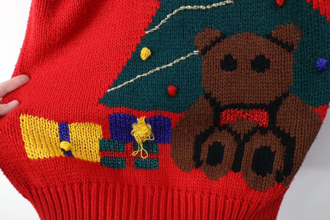 Vintage Vintage 90s Streetwear Christmas Bear Knit Sweater Red Size S / US 4 / IT 40 - 9 Thumbnail