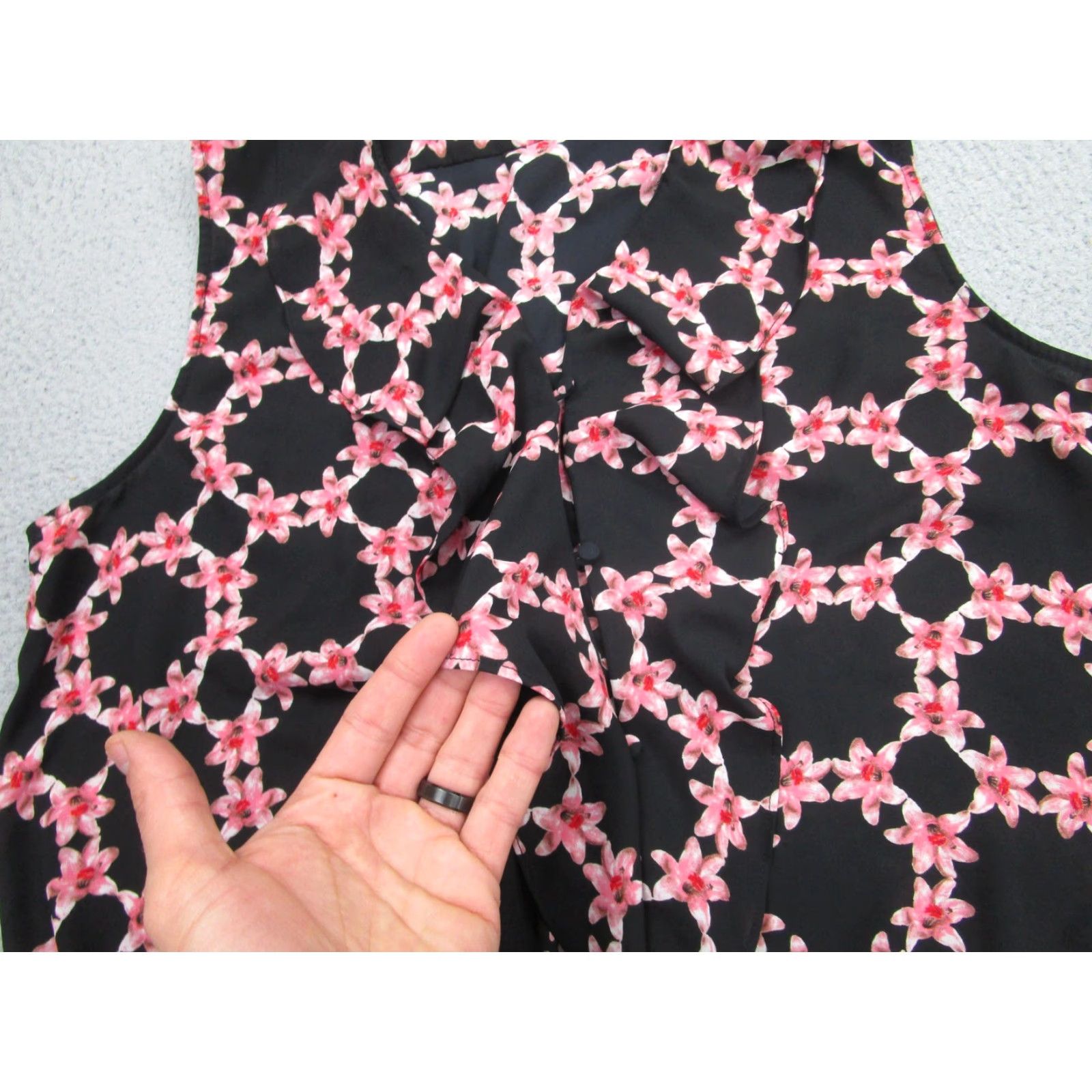 Karl Lagerfeld Karl Lagerfeld Paris Blouse XXL Black Floral Ruffle Sleeveless Peplum Womens Size XXL / US 16-18 / IT 52-54 - 4 Thumbnail