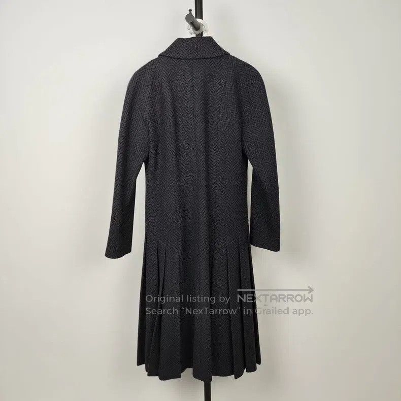 Chanel Chanel Black coat Size XS / US 0-2 / IT 36-38 - 2 Thumbnail