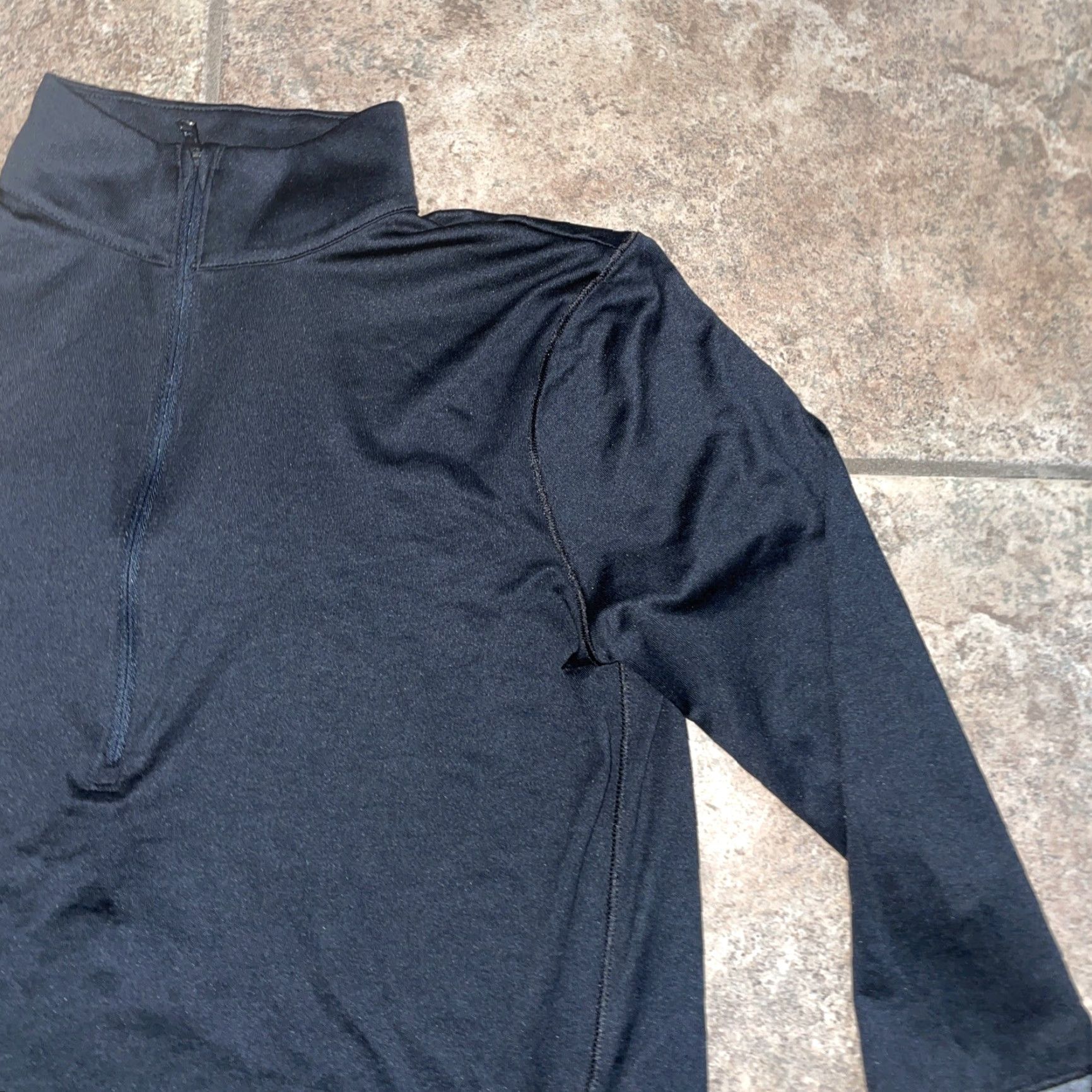 Under Armour Under Armour loose half-zip black pullover Mens Size M Size US M / EU 48-50 / 2 - 2 Thumbnail