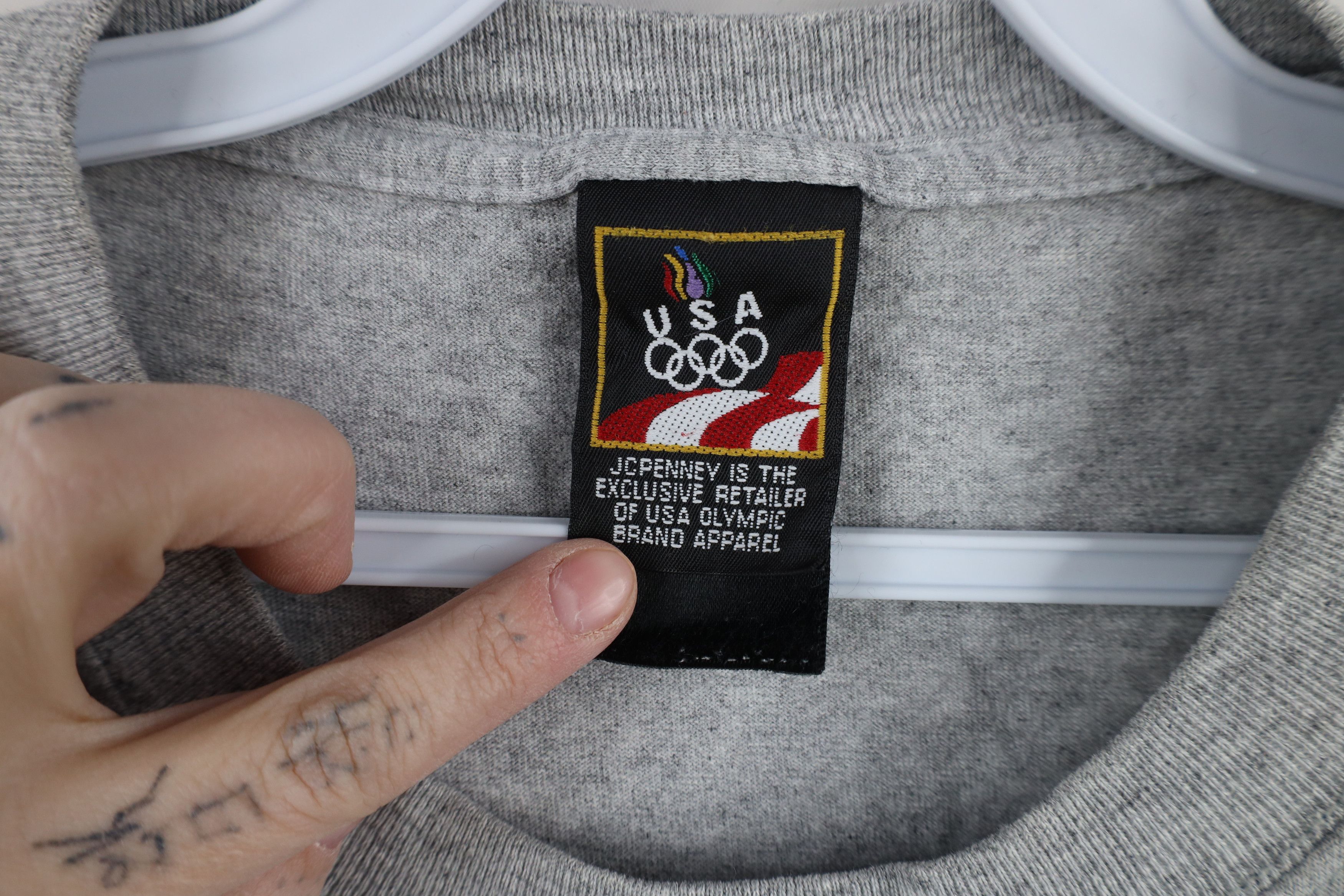 Vintage Vintage 90s USA Olympics Short Sleeve T-Shirt Heather Gray Size US XL / EU 56 / 4 - 8 Thumbnail