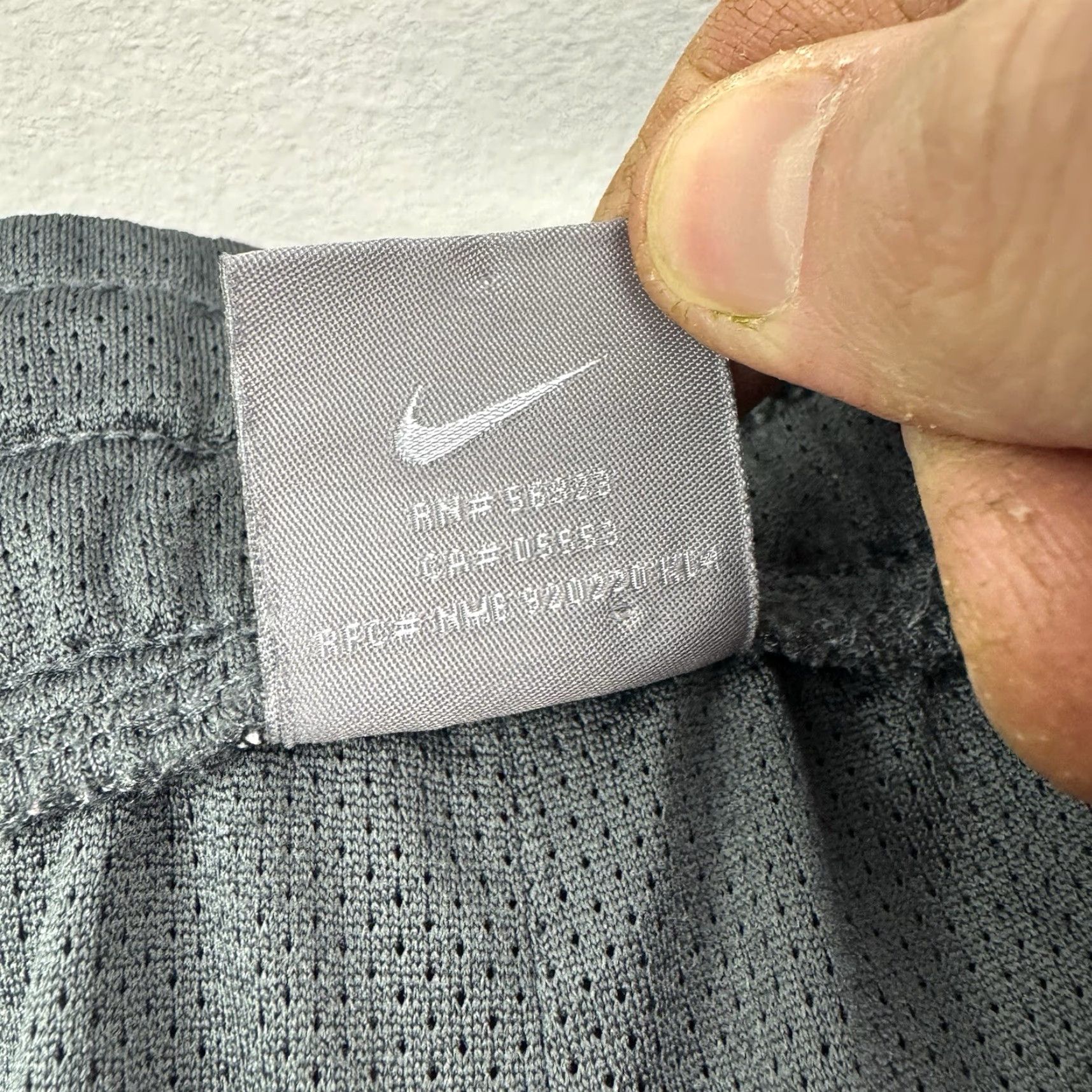 Nike VINTAGE Nike Track Pants Adult Large Gray Silver Tag Grunge 90s Basketball Sports Mens Large Size US 33 - 5 Thumbnail