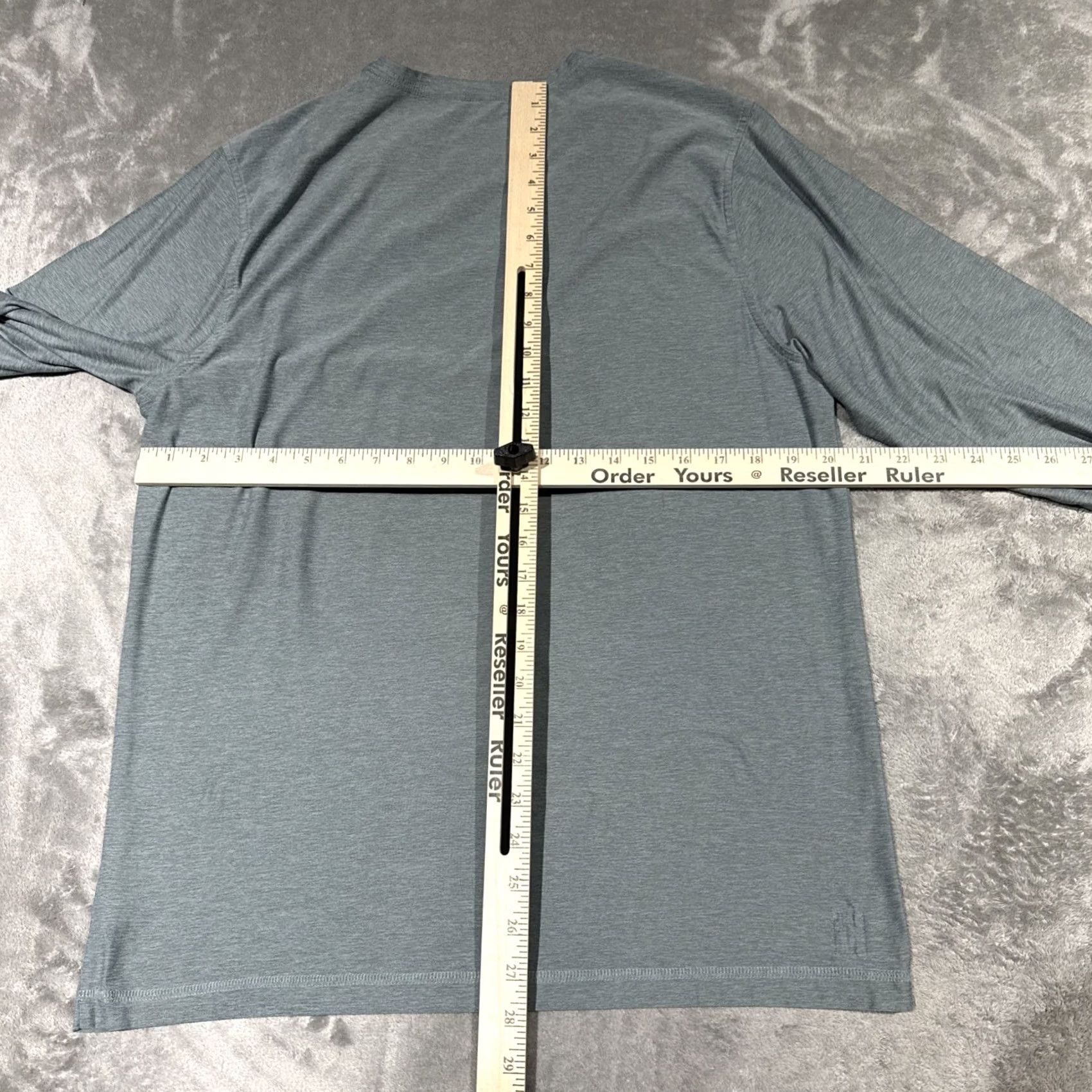 Vuori Vuori Shirt Mens Large Strato Tech Tee Heather Light Green Crew Neck Workout Cross Training Running Gym & Training Walking Size US L / EU 52-54 / 3 - 5 Thumbnail