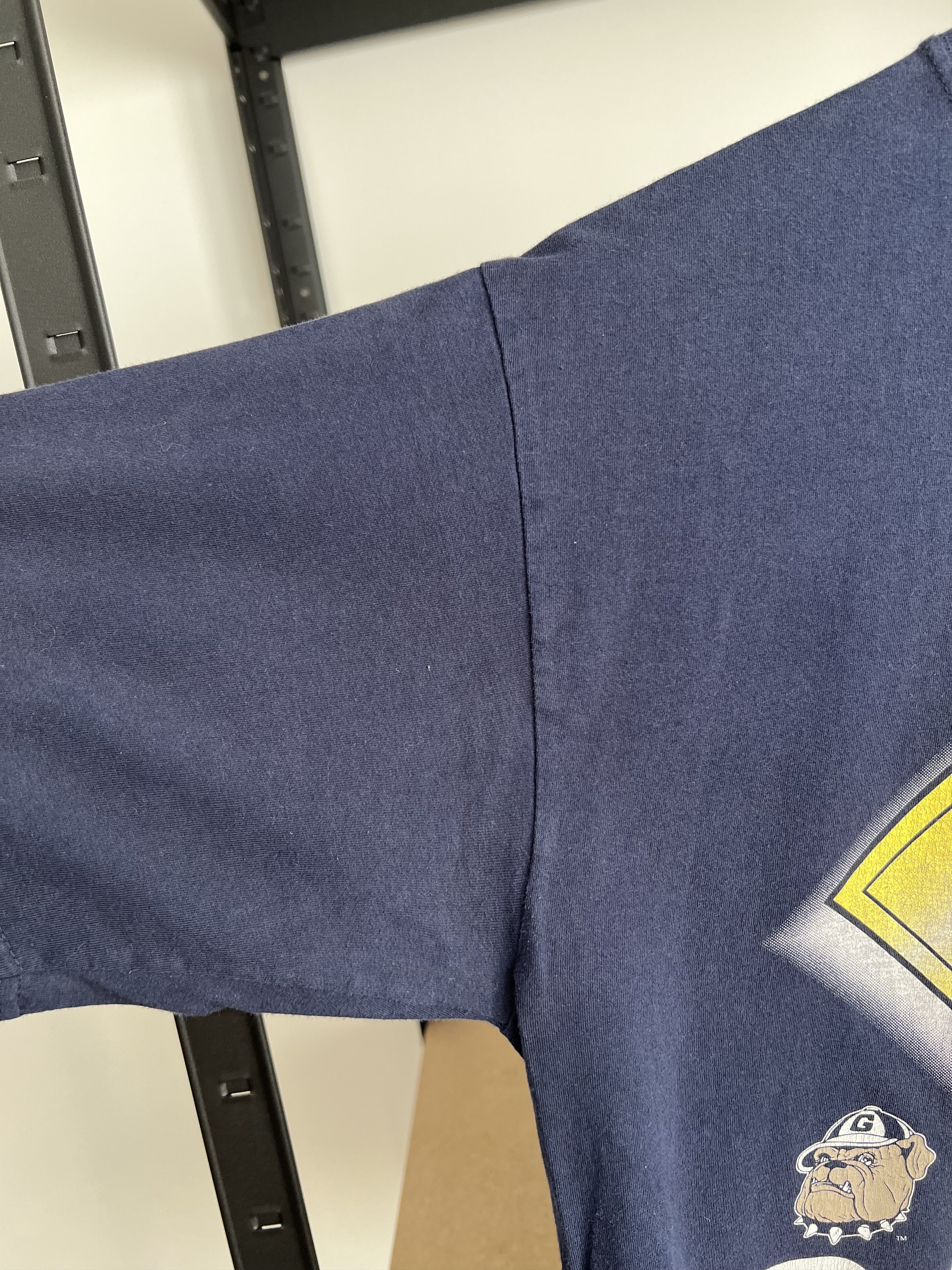 Vintage Vintage 90s Georgetown Hoyas University Nutmeg Navy T-shirt Size US M / EU 48-50 / 2 - 12 Thumbnail