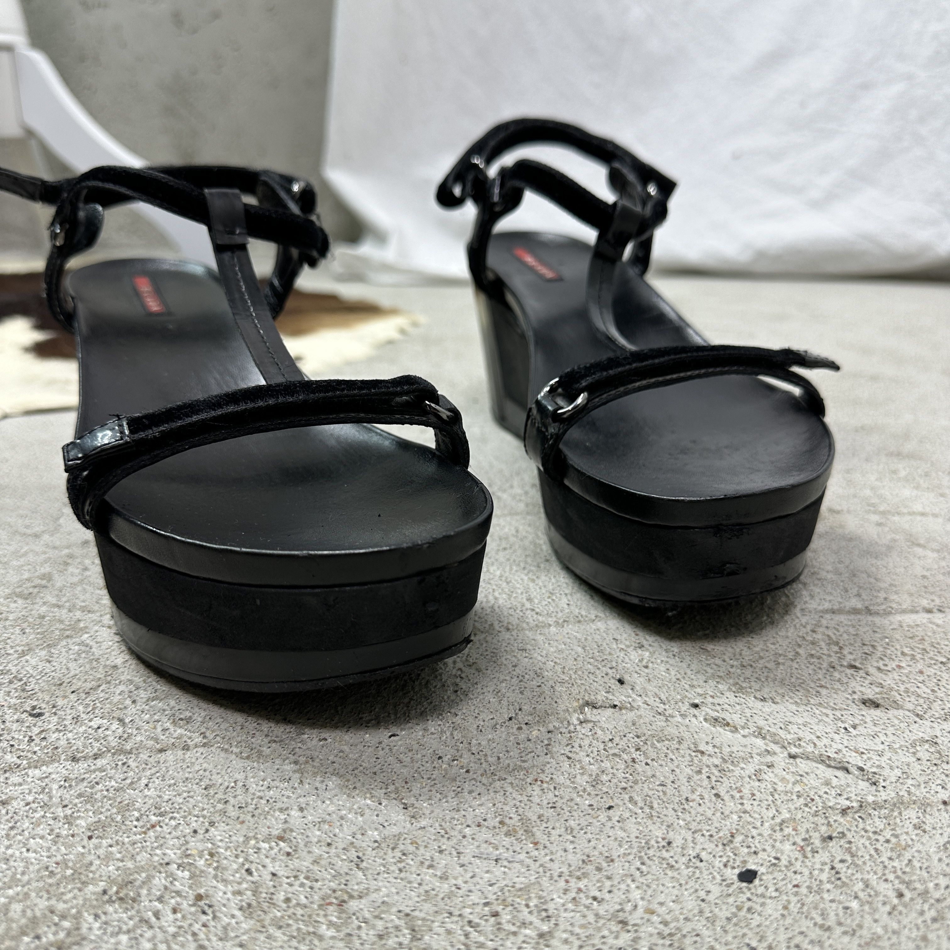 Prada Vintage Avant Garde Old Money Leather Prada Platforms Y2K Size US 9 / IT 39 - 8 Thumbnail