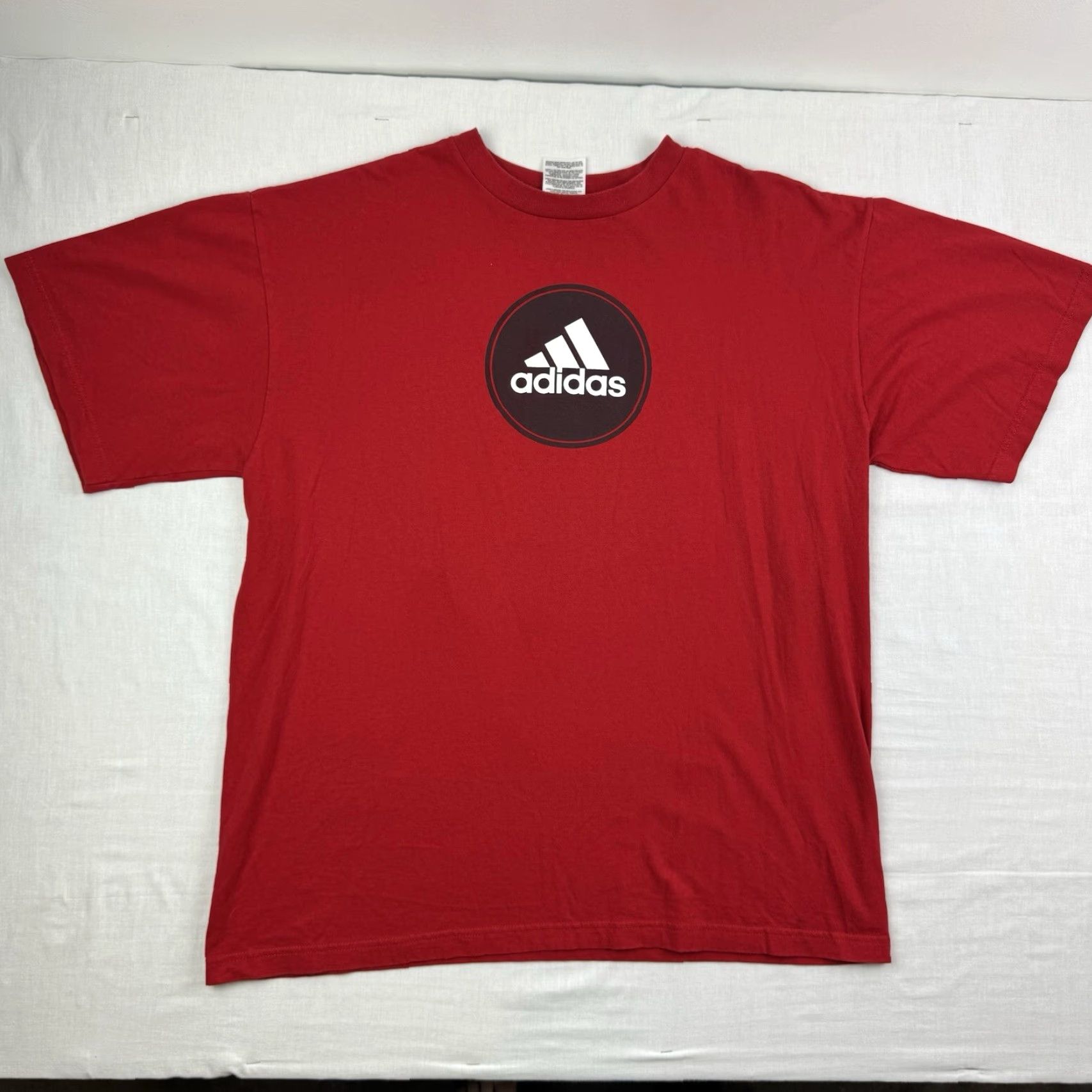 Adidas VINTAGE adidas T Shirt Adult XL Red Center Logo Y2K Sports Soccer Circle Logo Mens XL red adidas T Shirt Size US XL / EU 56 / 4 - 3 Thumbnail