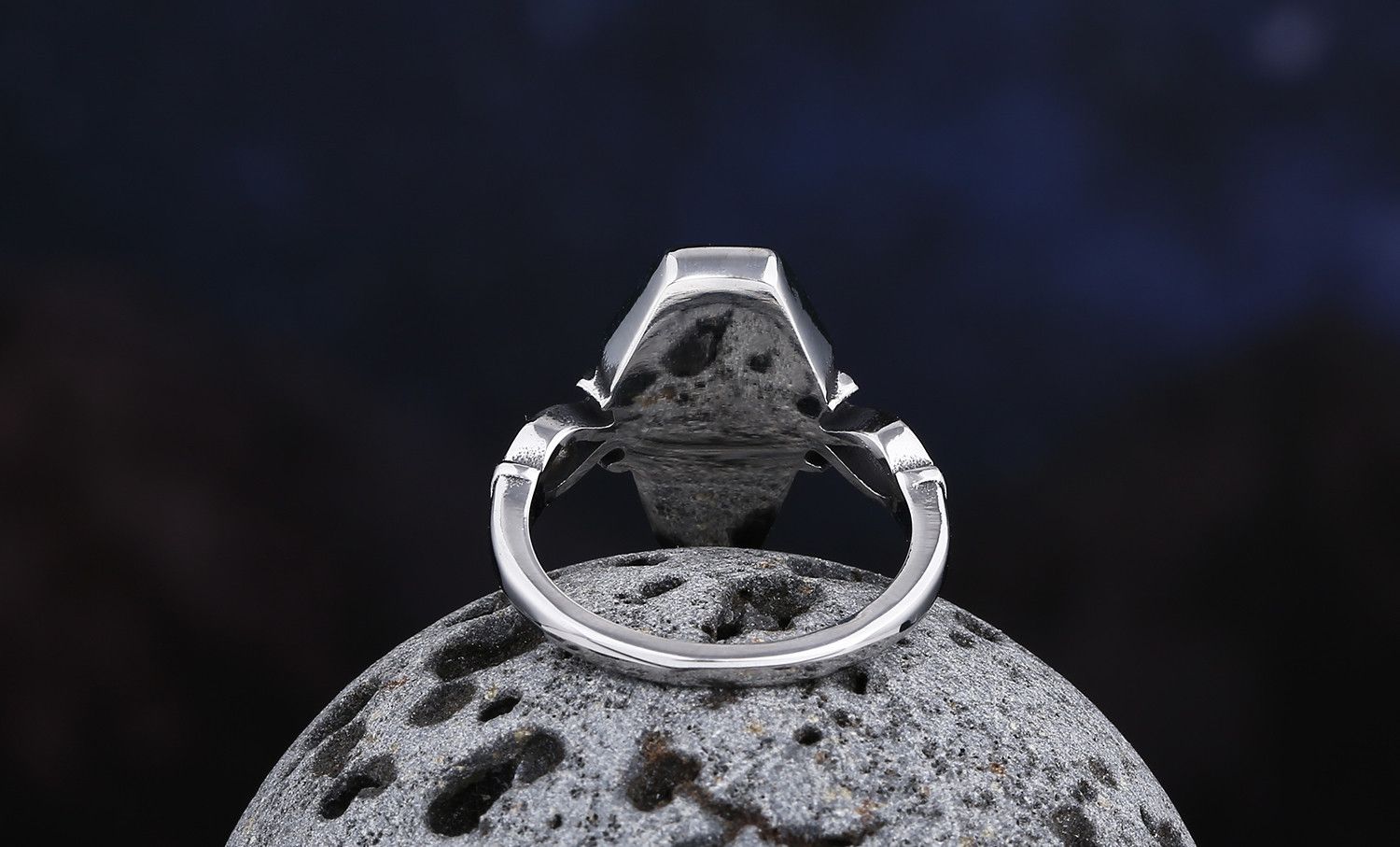 Jewelry Coffin Flower Glass Ring Size ONE SIZE - 3 Thumbnail