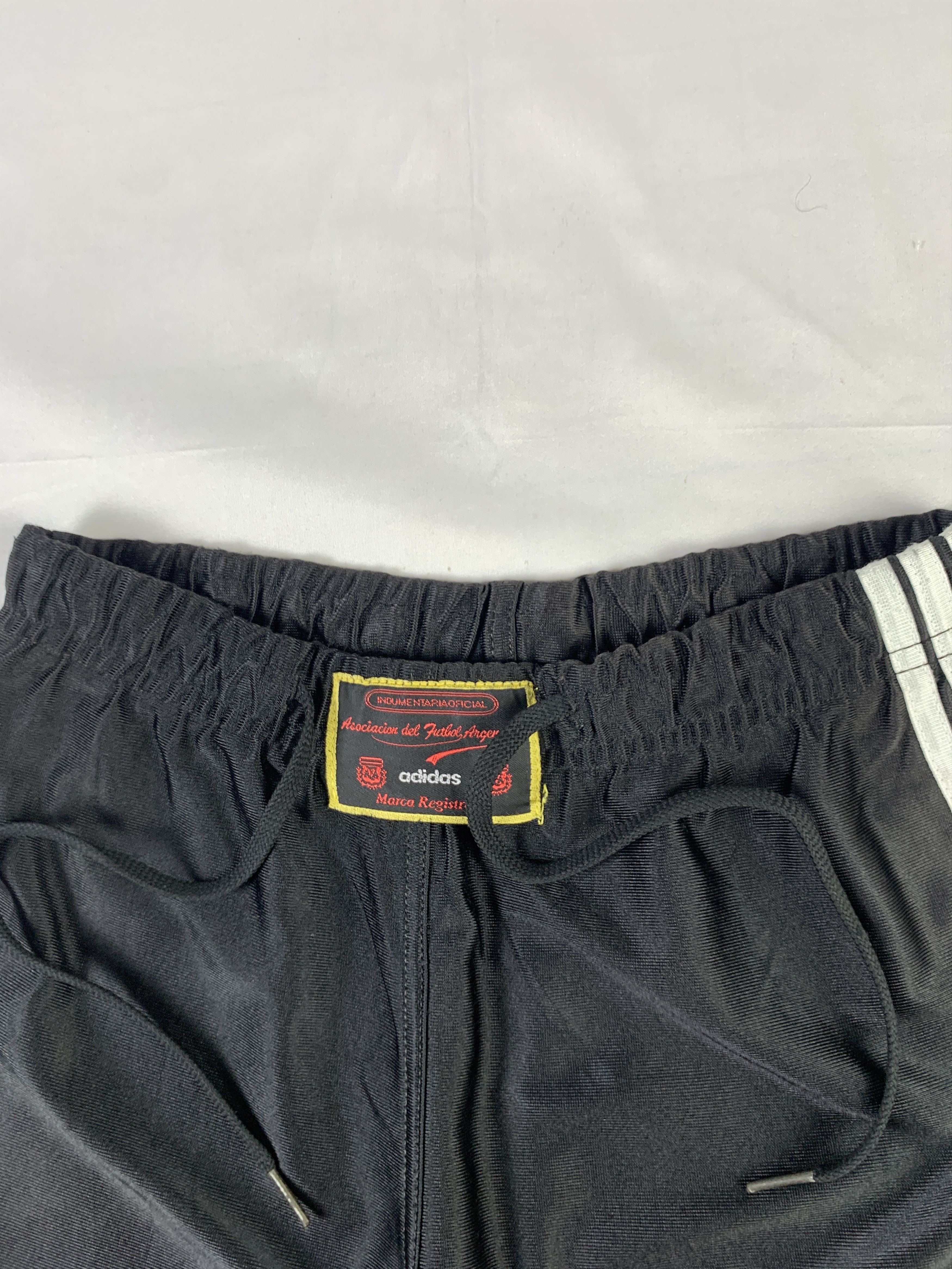 Adidas 1994-1996 Adidas Argentina FC Black Shorts (27 to 30) Size 27" / US 4 / IT 40 - 6 Thumbnail