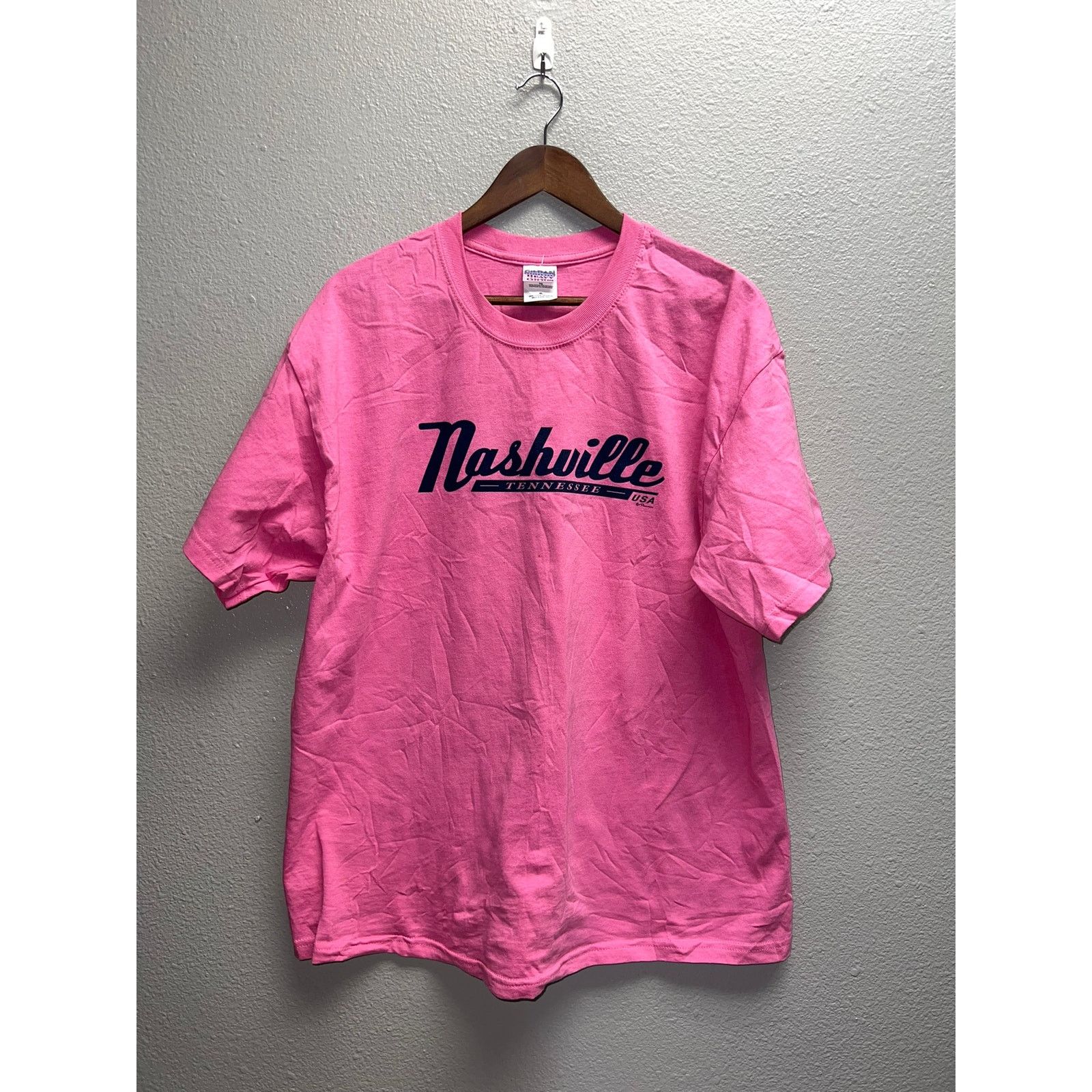 Gildan Vintage Nashville Shirt Tennessee USA City Pink Tee VTG XL Size US XL / EU 56 / 4 - 1 Thumbnail